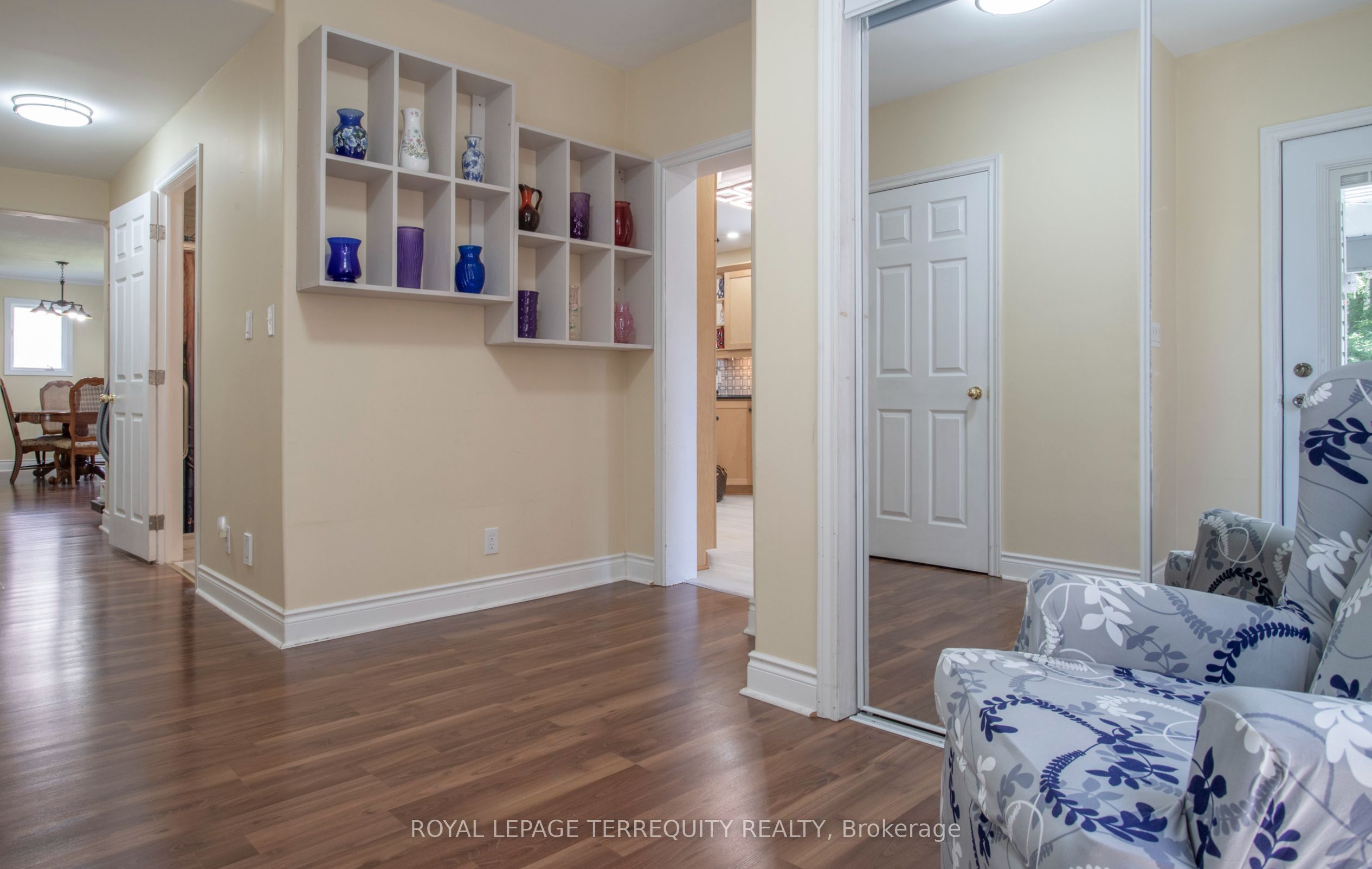 24 Simcoe Street Property Photo 15