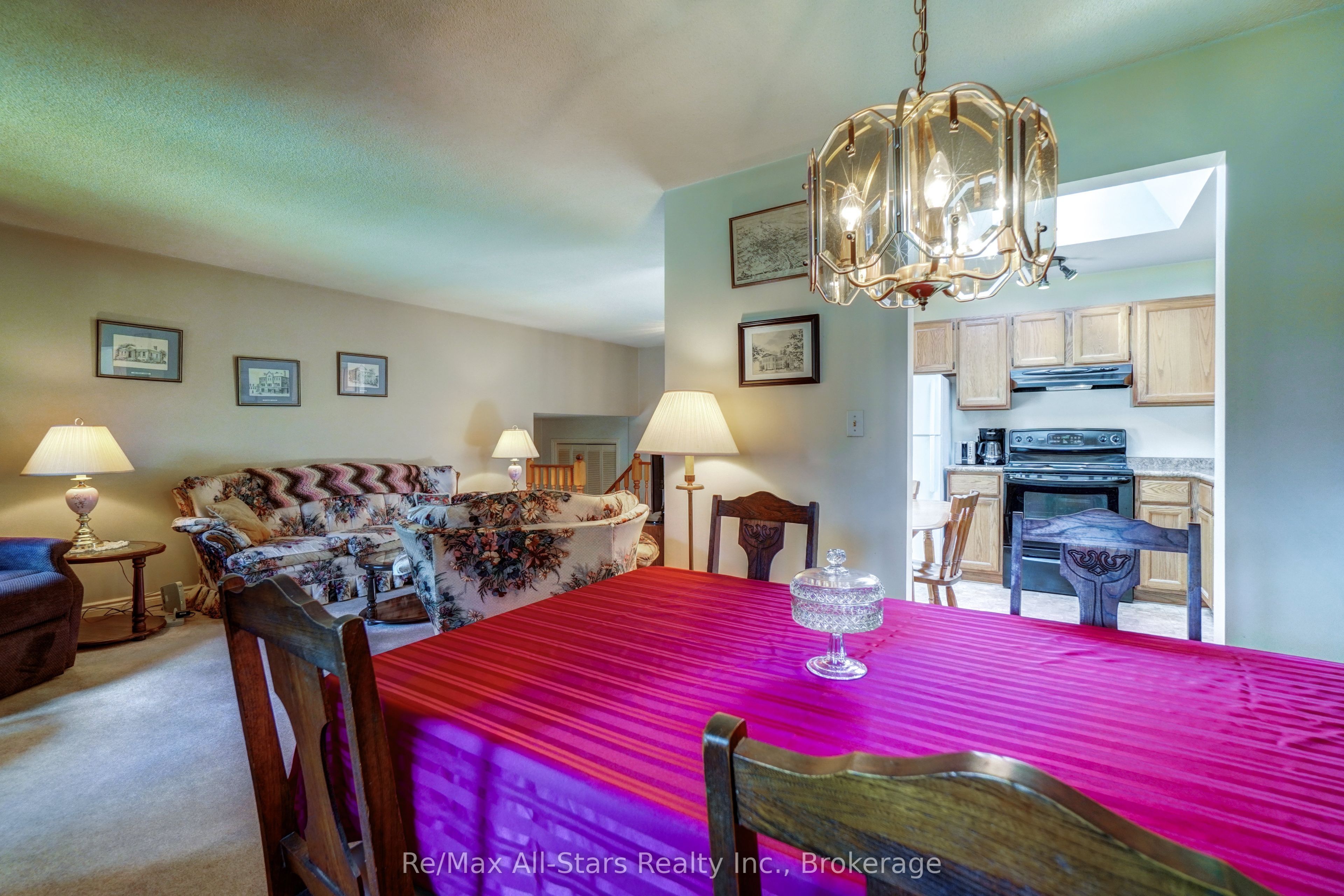 25 Madill Crescent Property Photo 7
