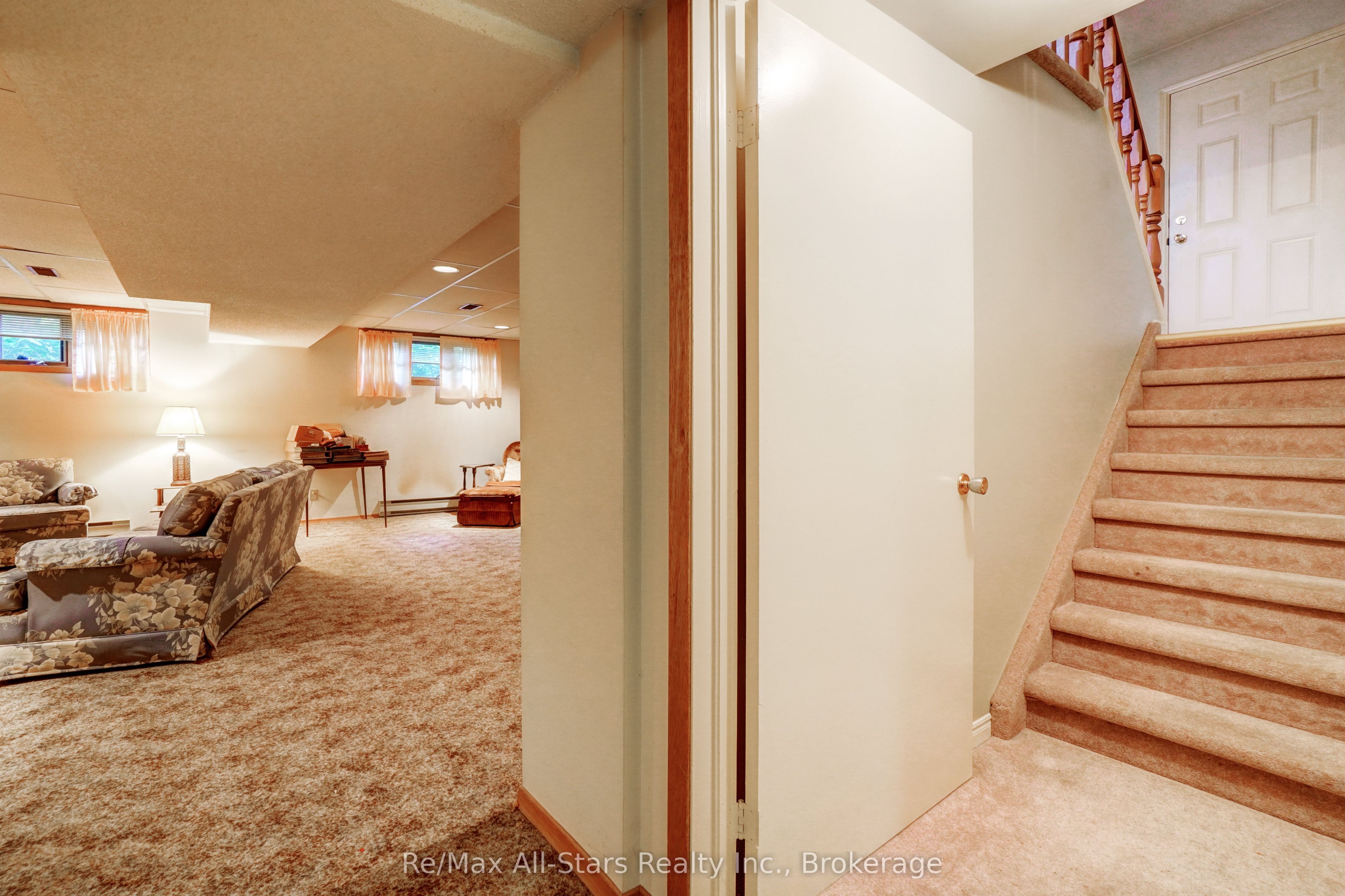 25 Madill Crescent Property Photo 17