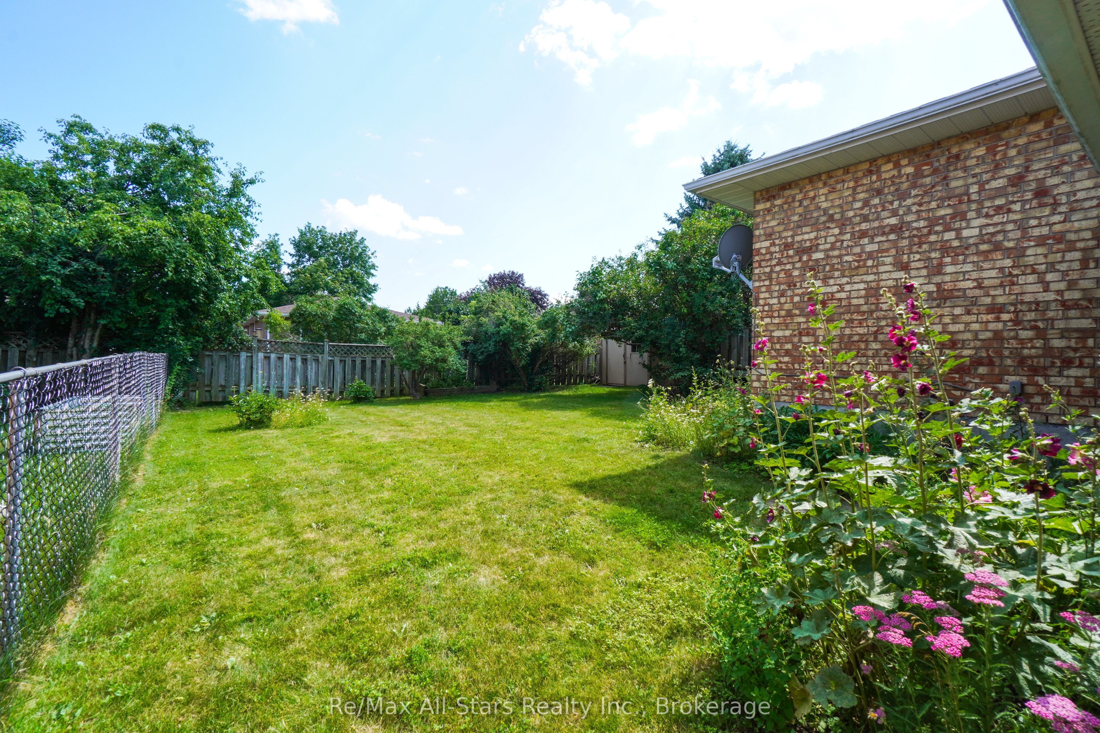 25 Madill Crescent Property Photo 26
