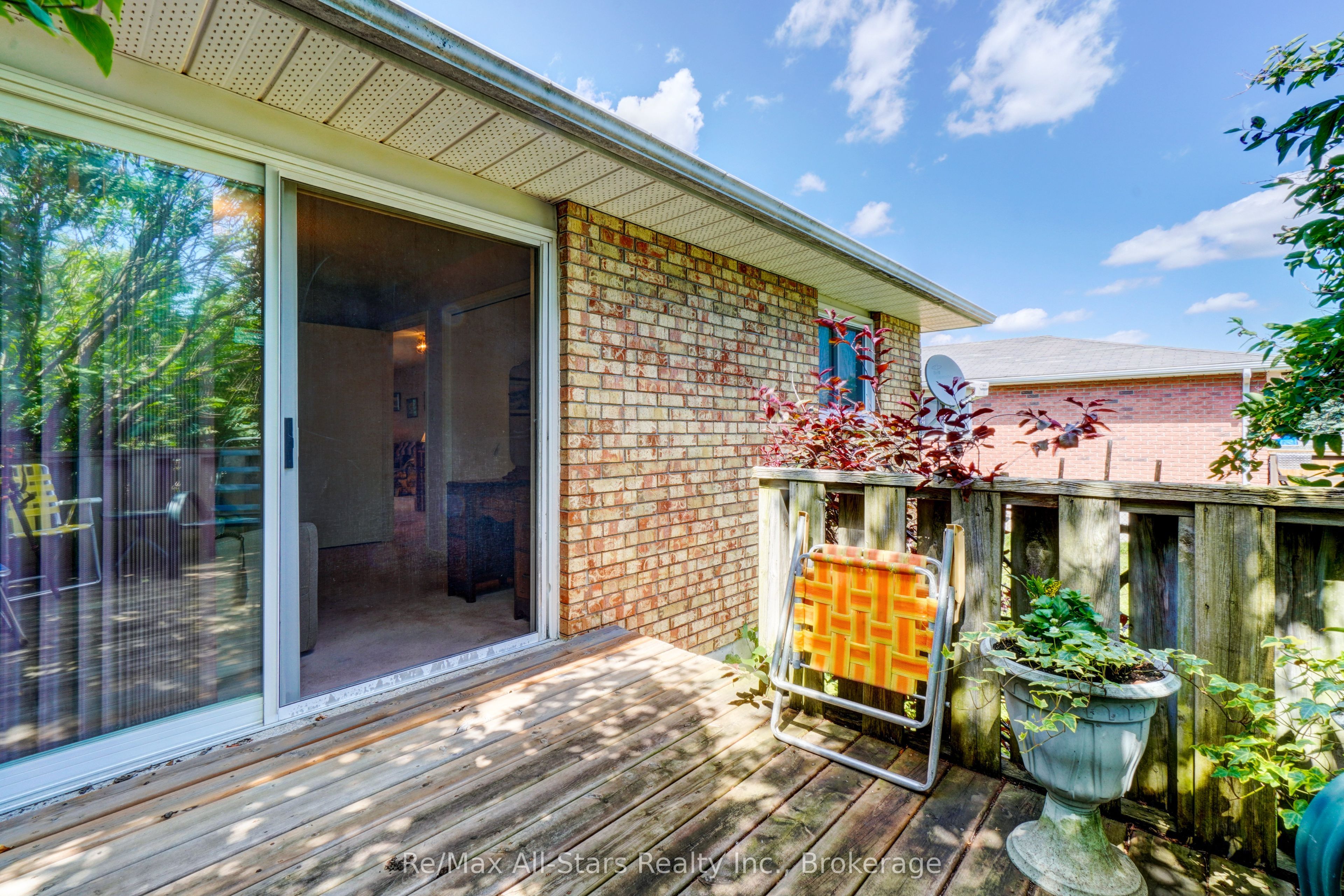 25 Madill Crescent Property Photo 28