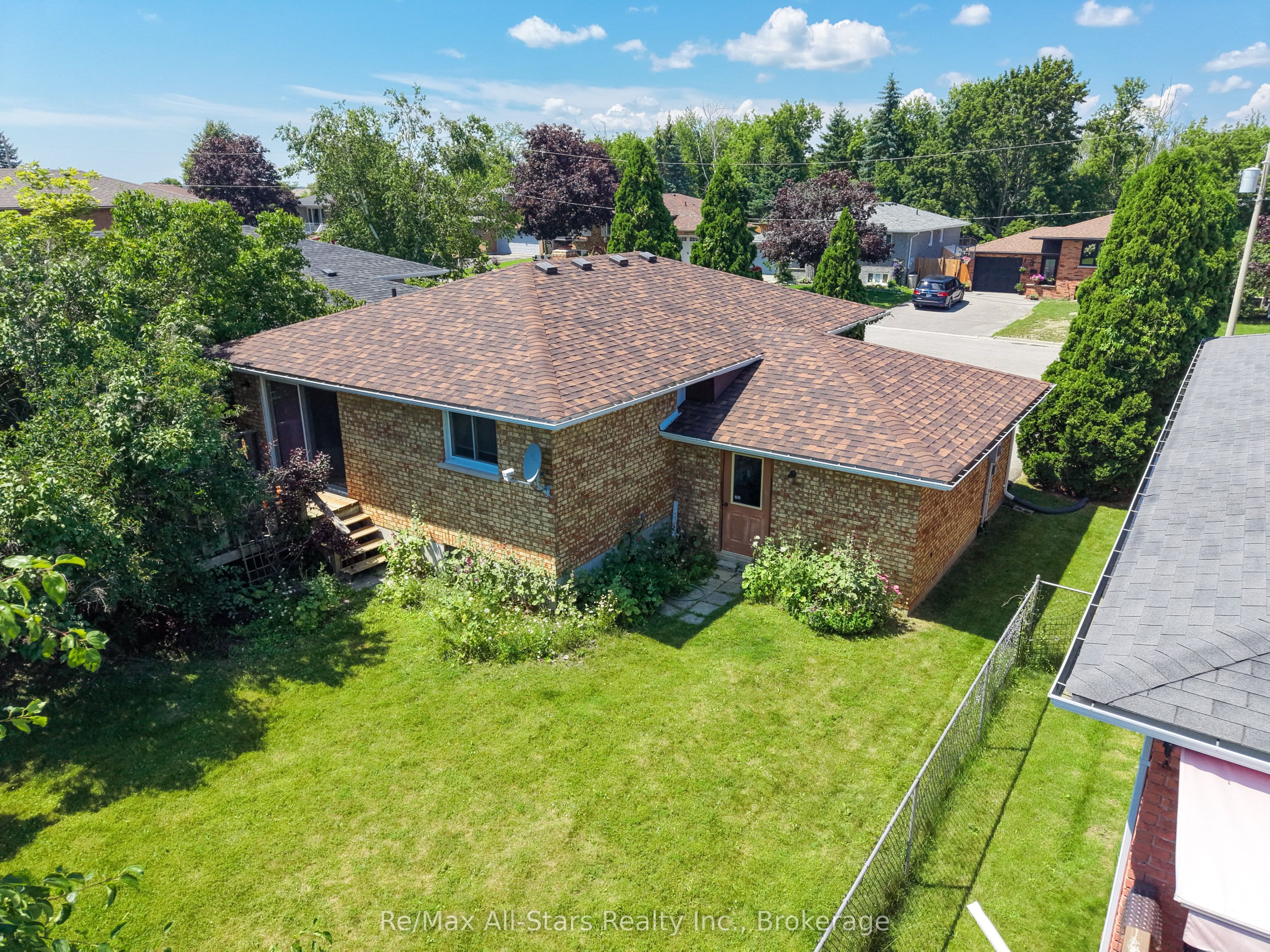 25 Madill Crescent Property Photo 30