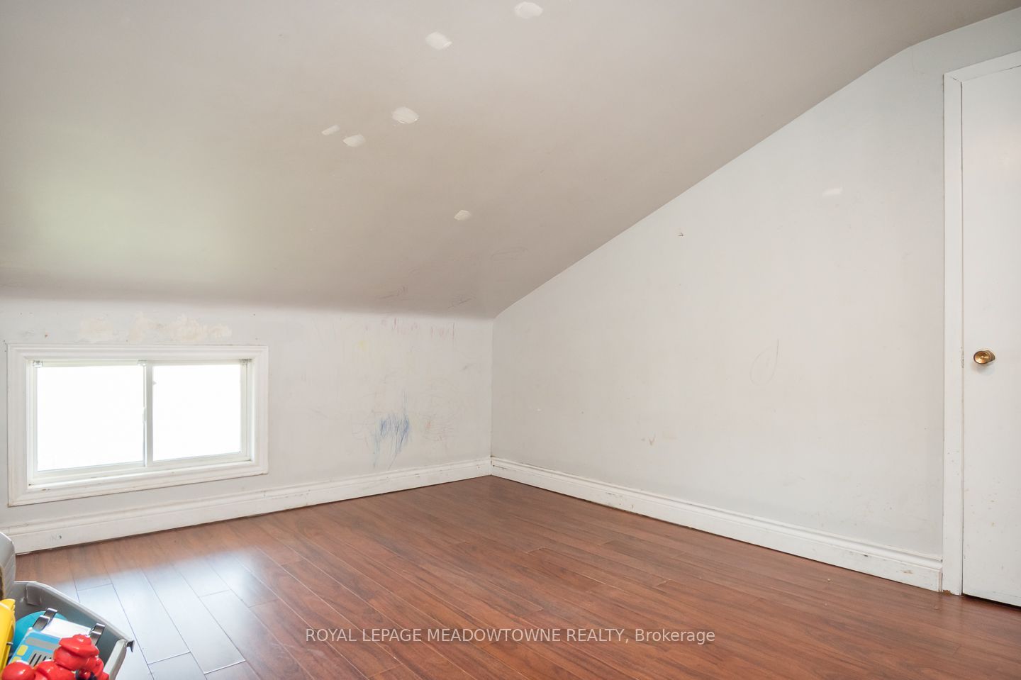 180 West Side Road Property Photo 24