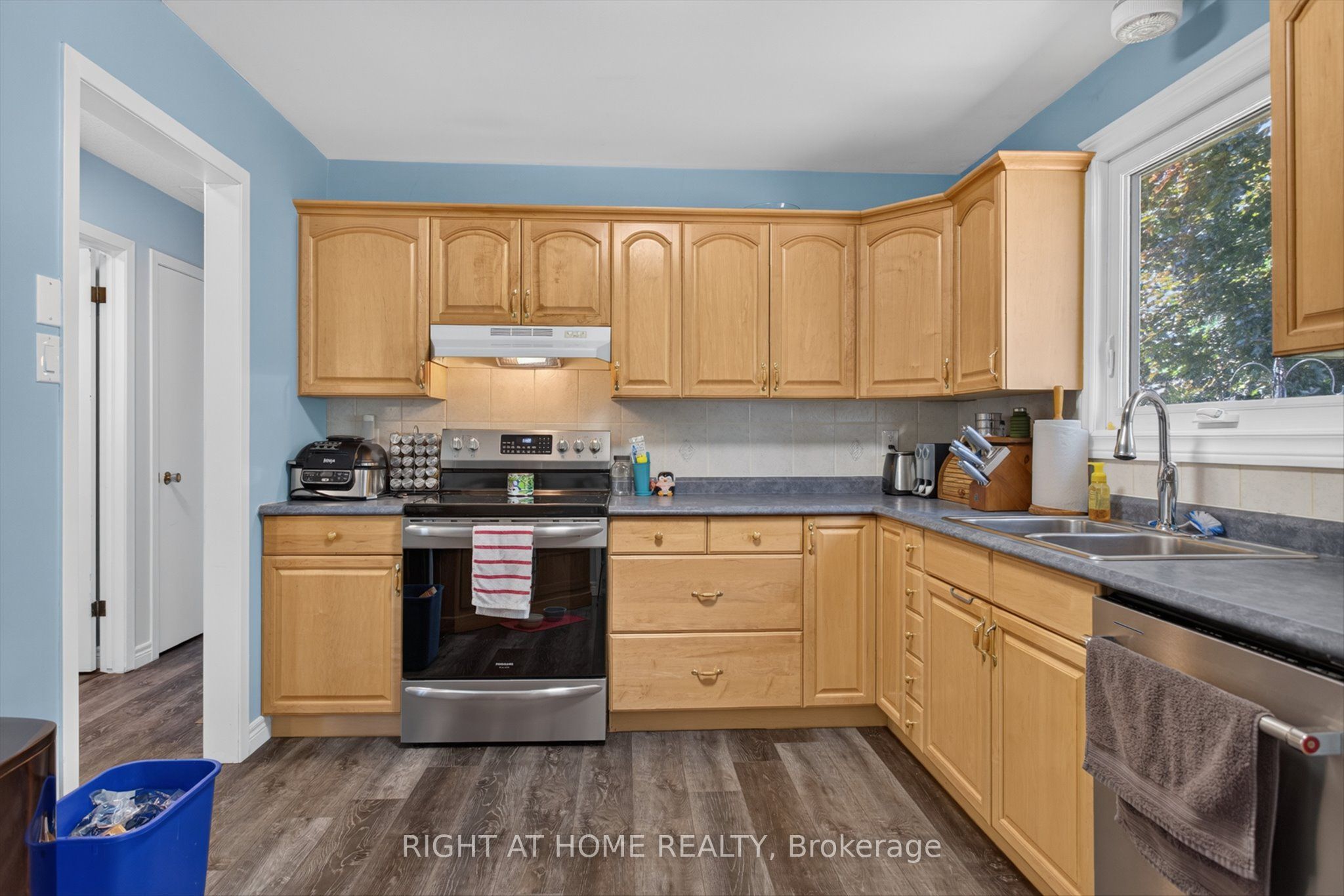 1077 Danita Boulevard Property Photo 8