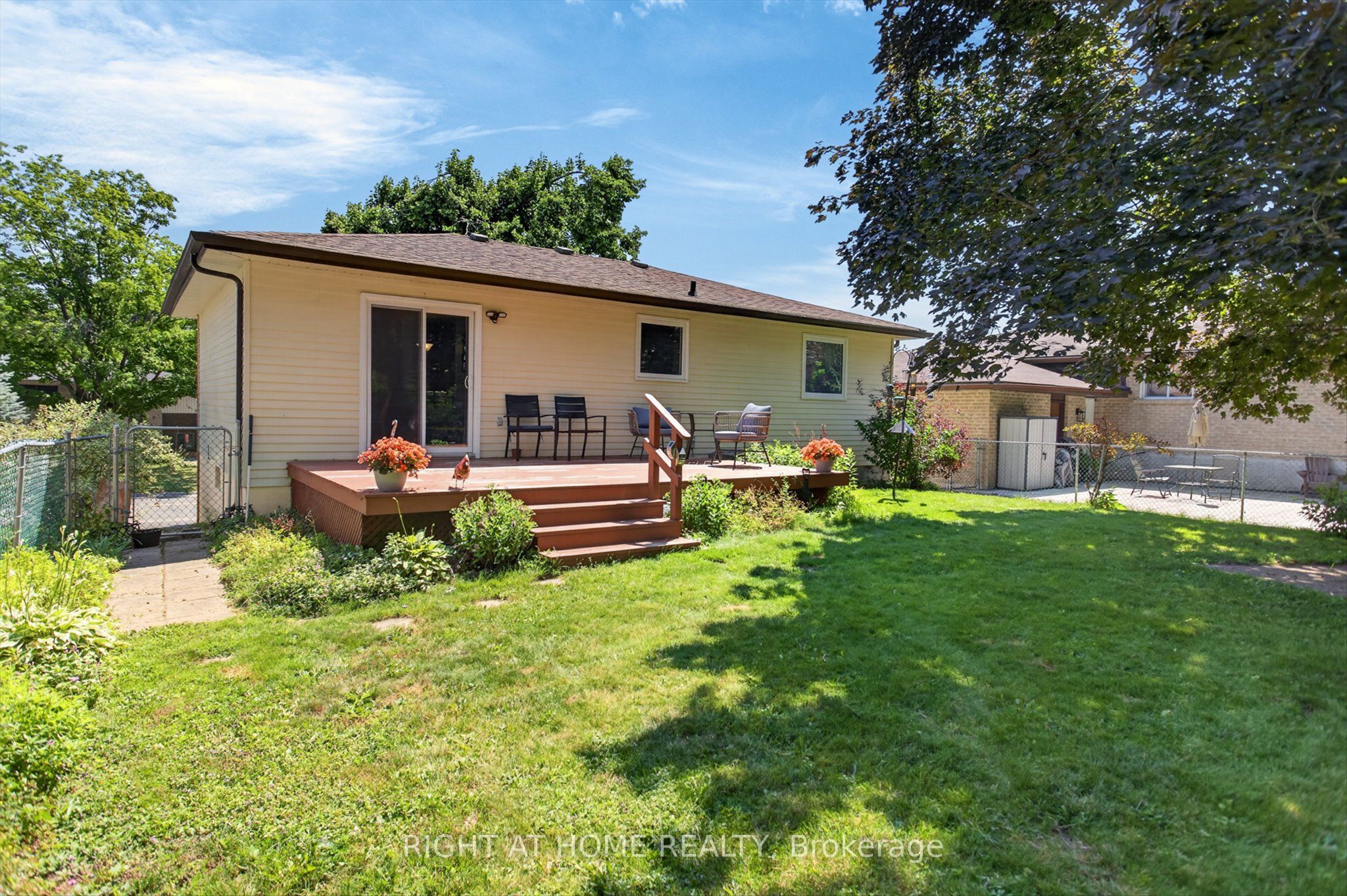 1077 Danita Boulevard Property Photo 27