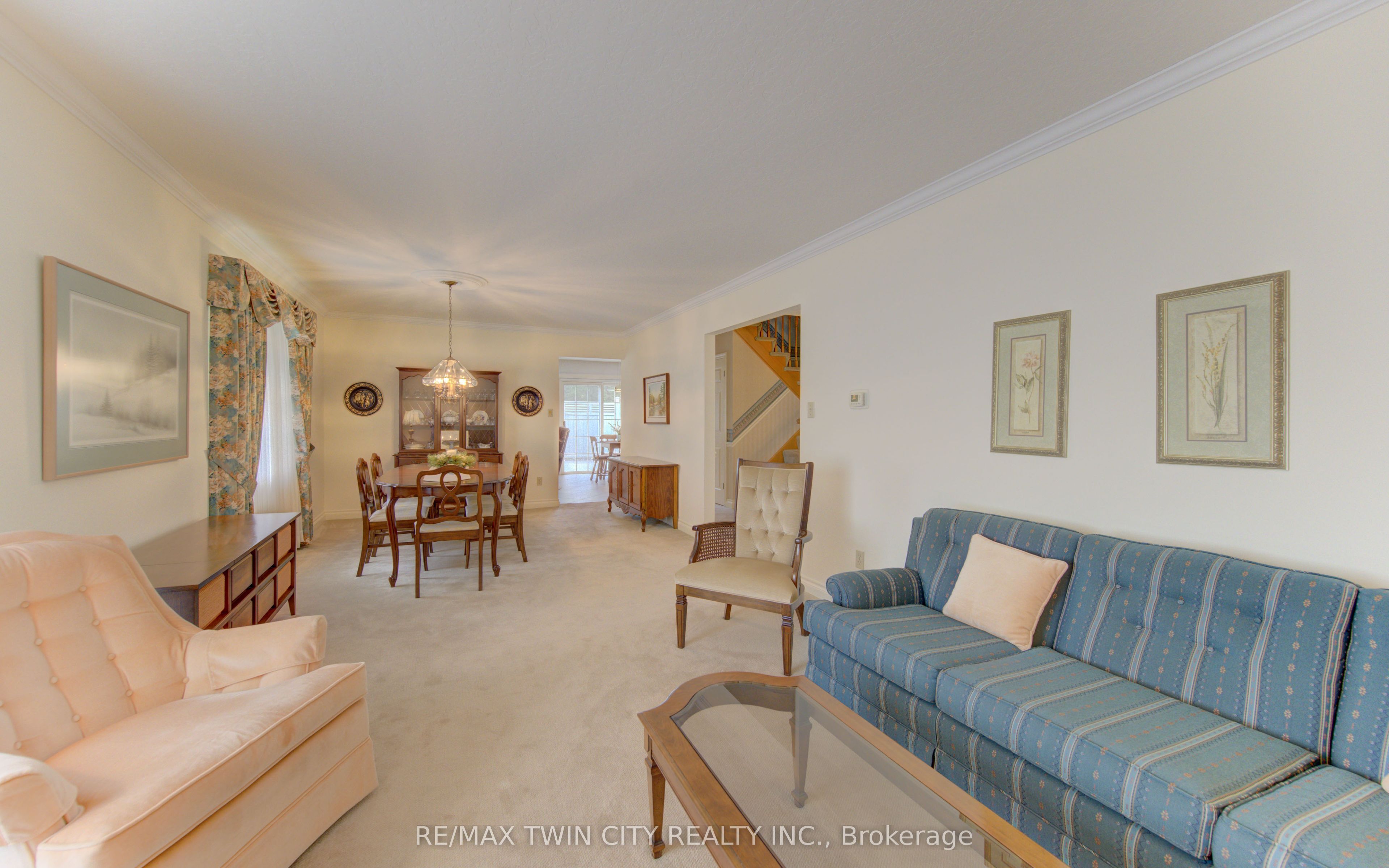 298 Roxton Drive Property Photo 7