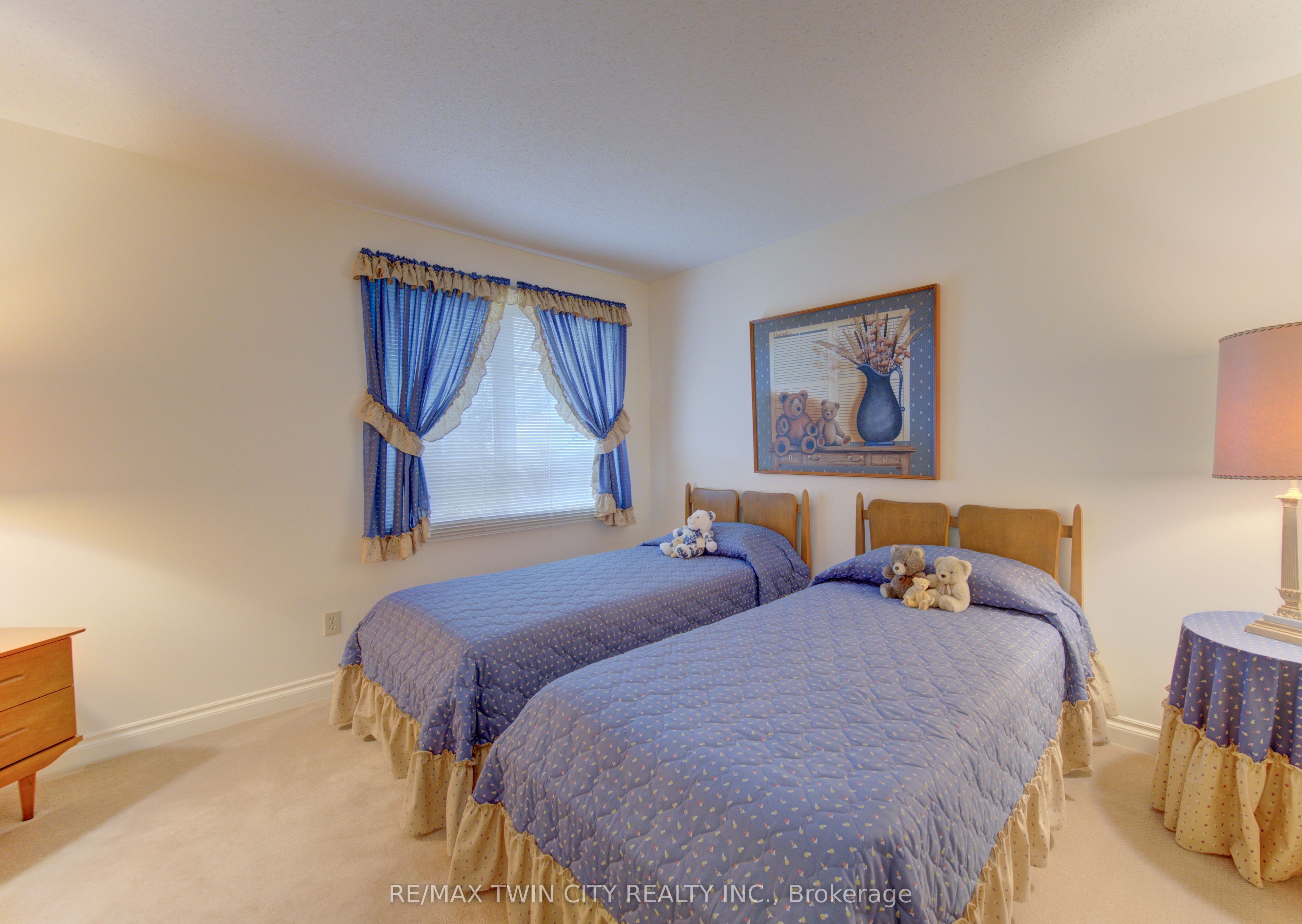 298 Roxton Drive Property Photo 20