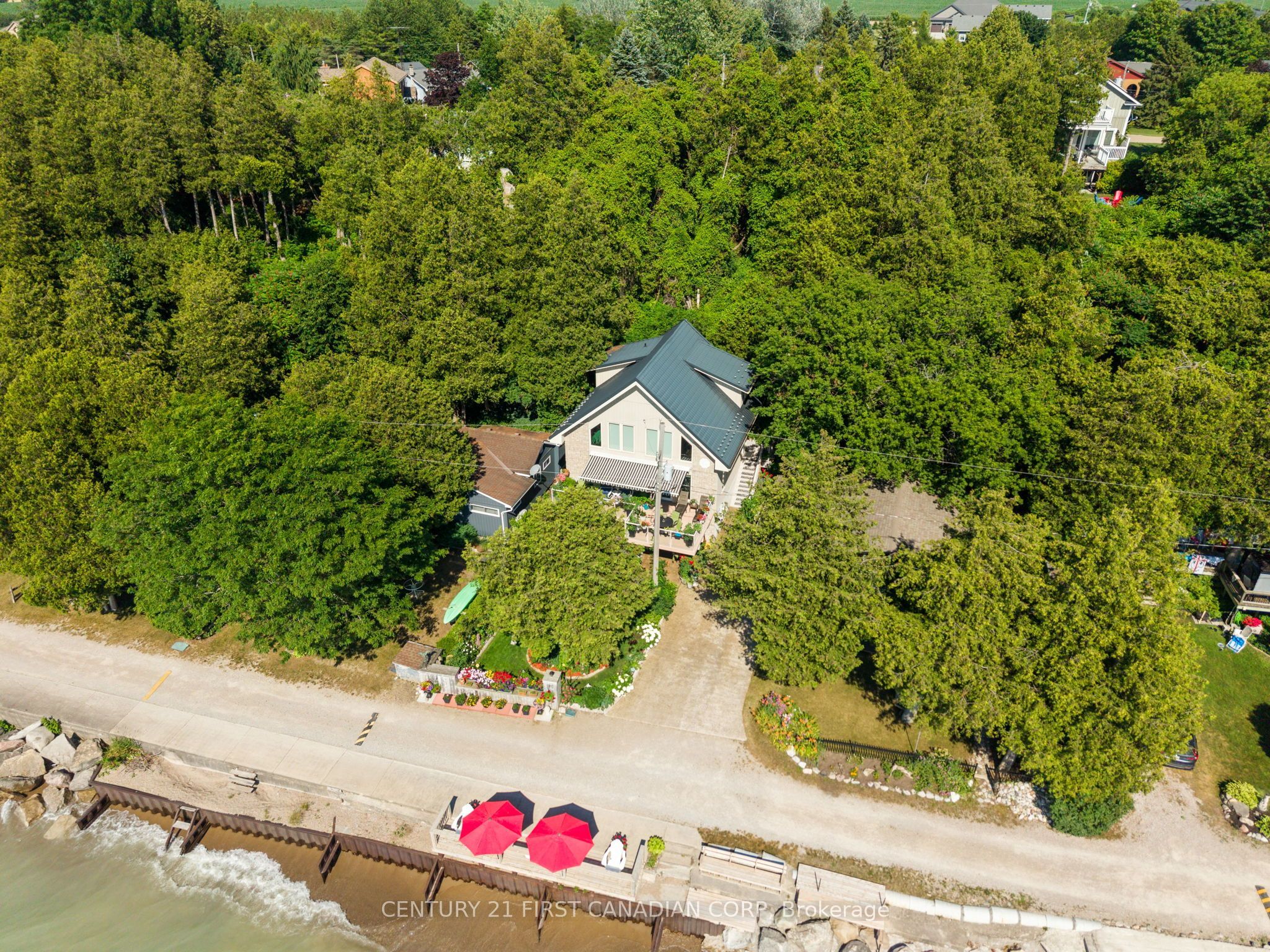 73614 Drysdale Beach Road Property Photo 2