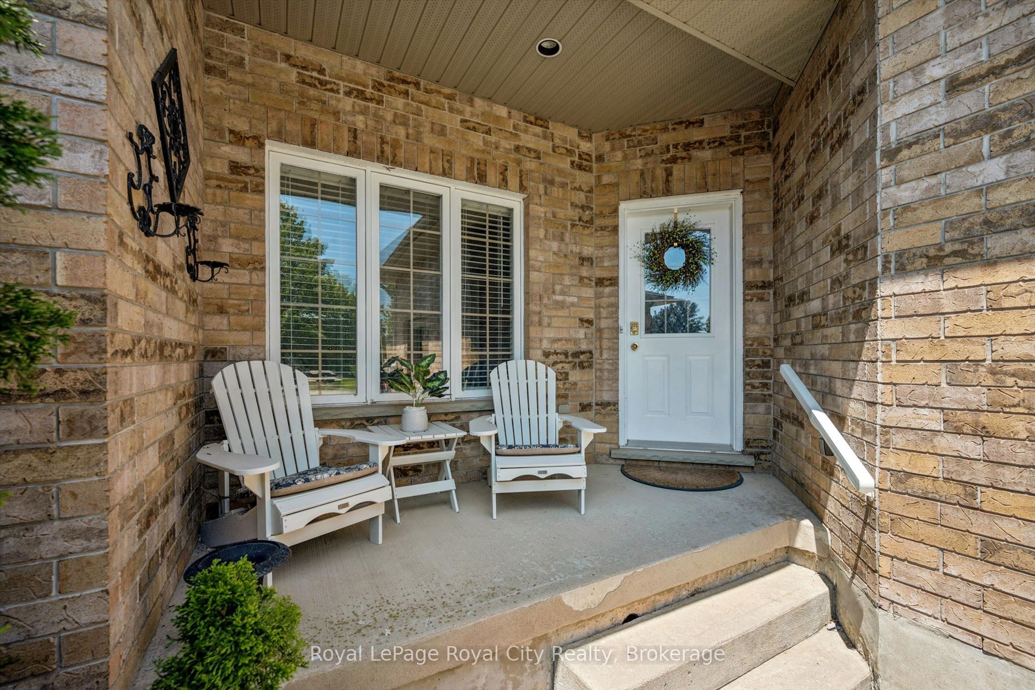 291 Bamford Drive Property Photo 6
