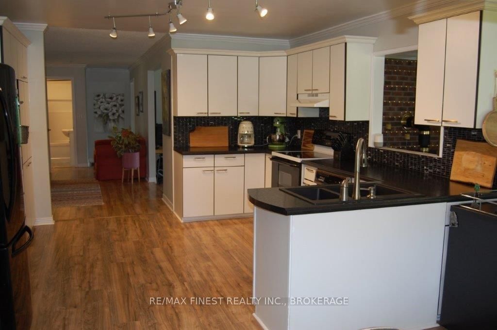 4459 Davidson Road Property Photo 12