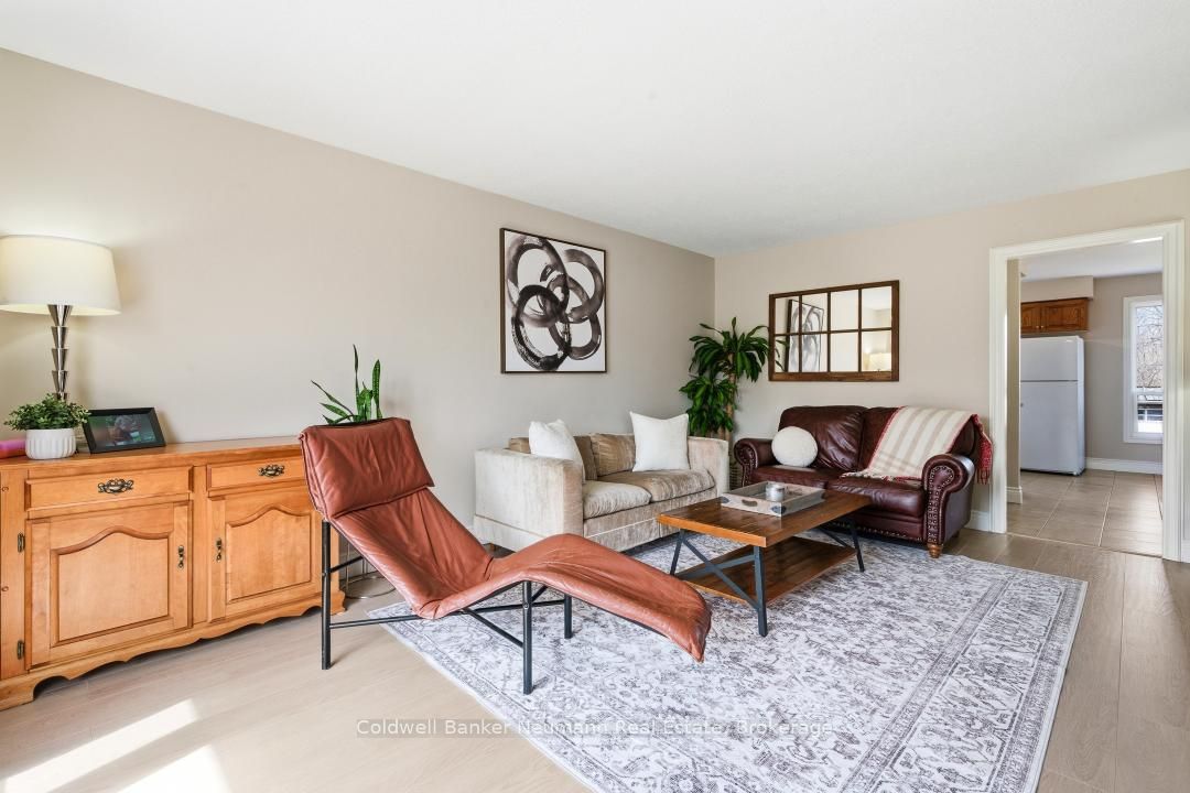 28 Chartwell Crescent Property Photo 1