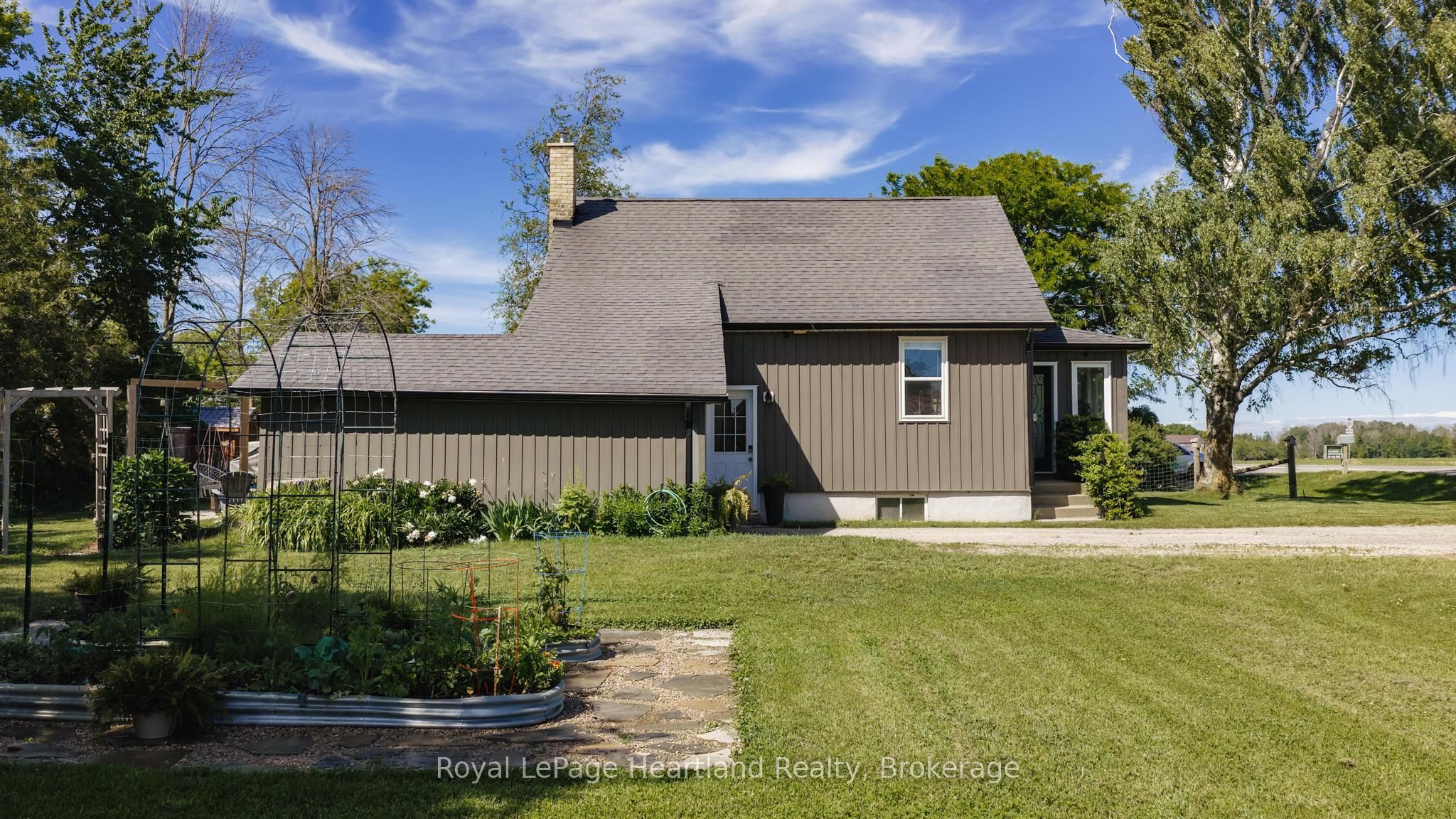827 Highway 21 Property Photo 28