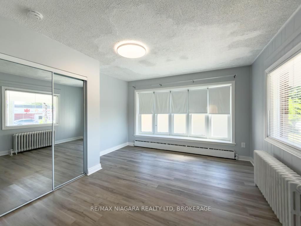 5576 Desson Avenue Property Photo 7