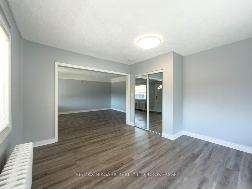 5576 Desson Avenue Property Photo 9