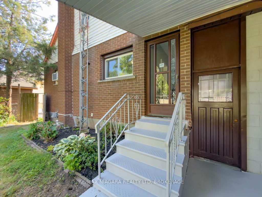 5576 Desson Avenue Property Photo 42