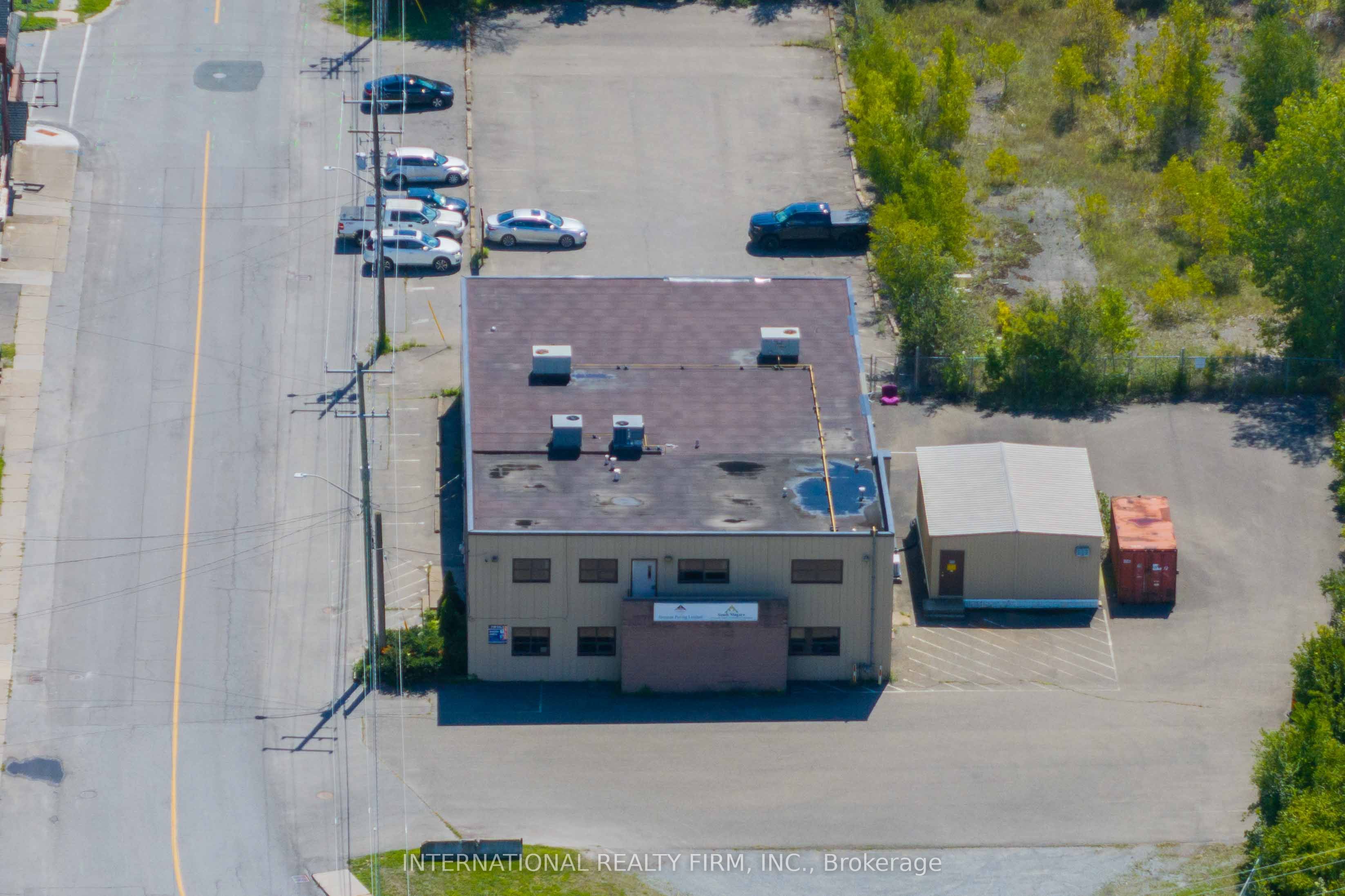 198 Welland Street Property Photo 4