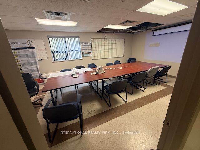 198 Welland Street Property Photo 13