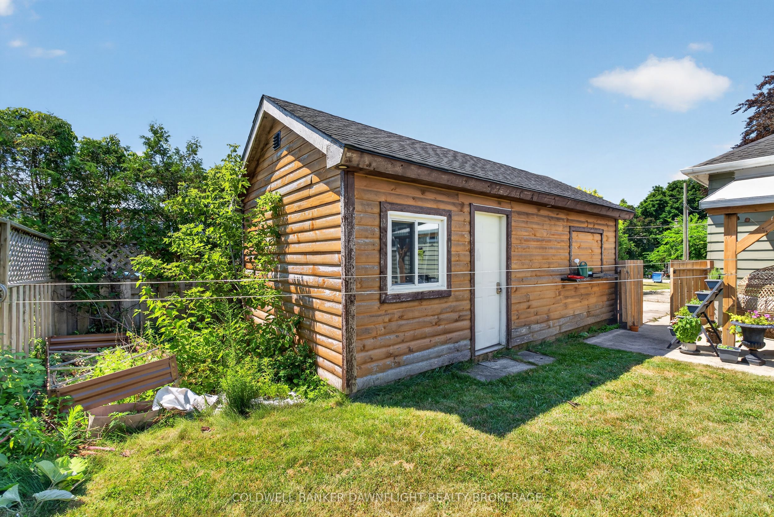 126 Centre Street Property Photo 39