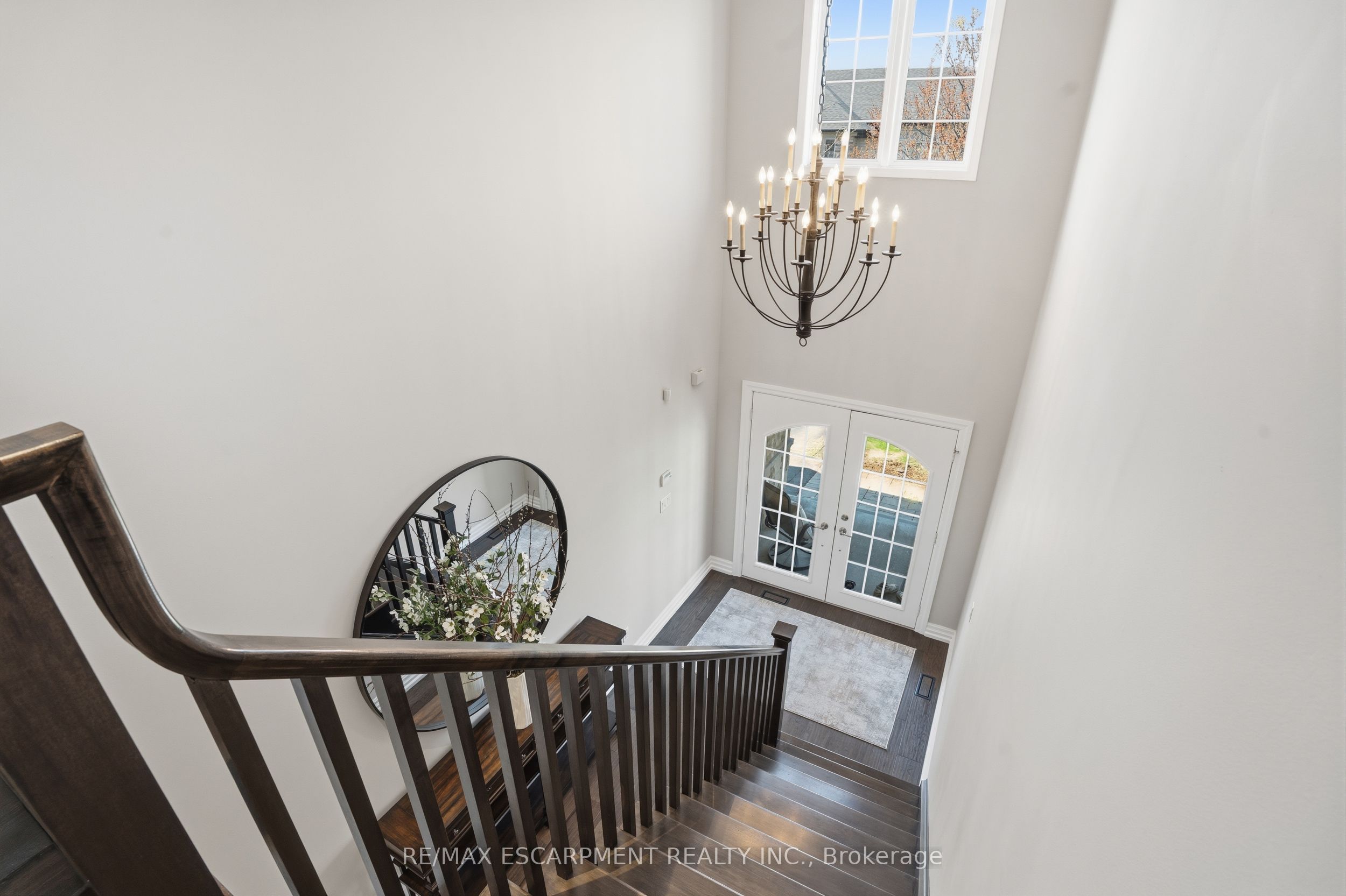 441 Stonehenge Drive 40 Property Photo 15