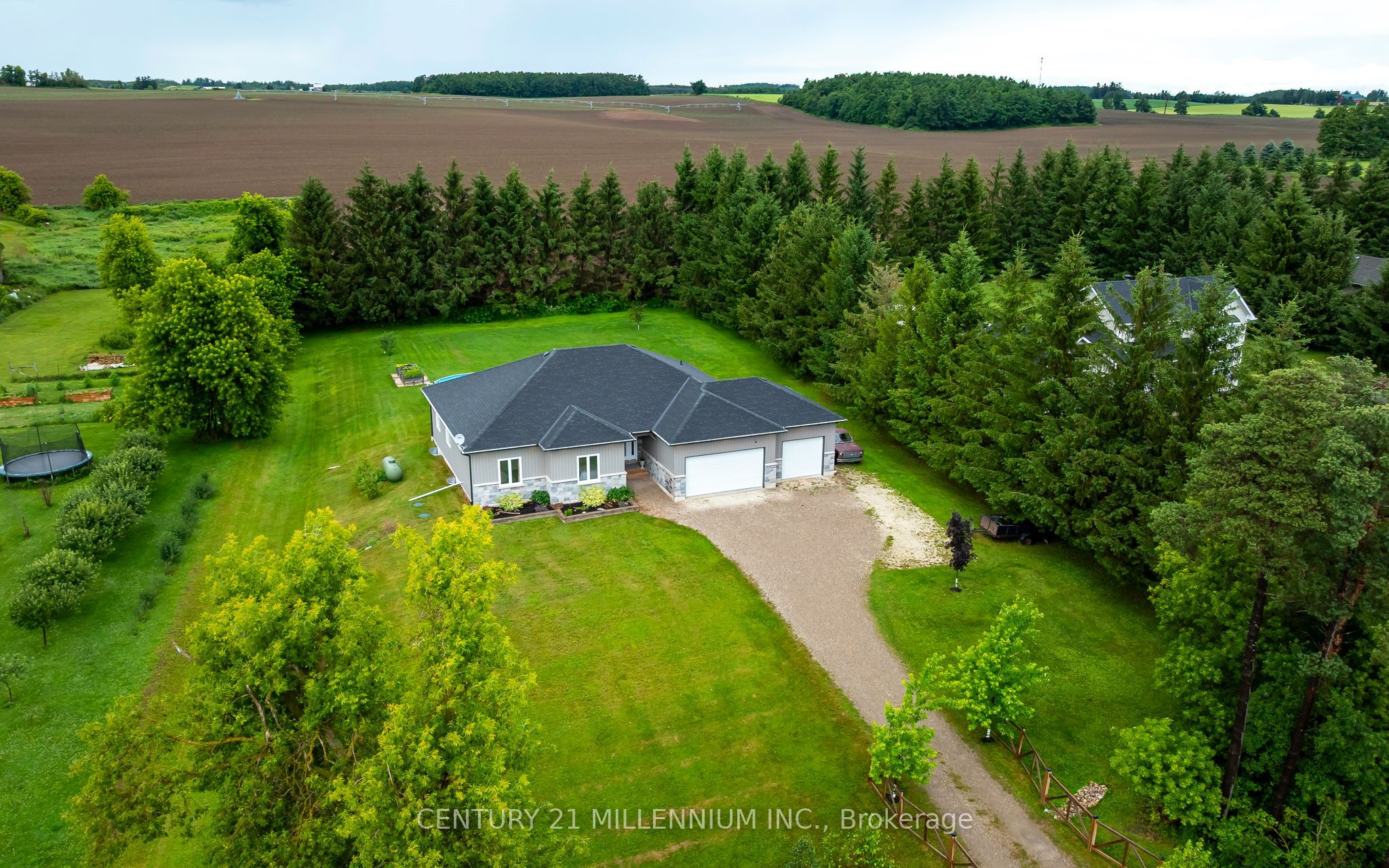 706183 County Rd 21 Road Property Photo 1