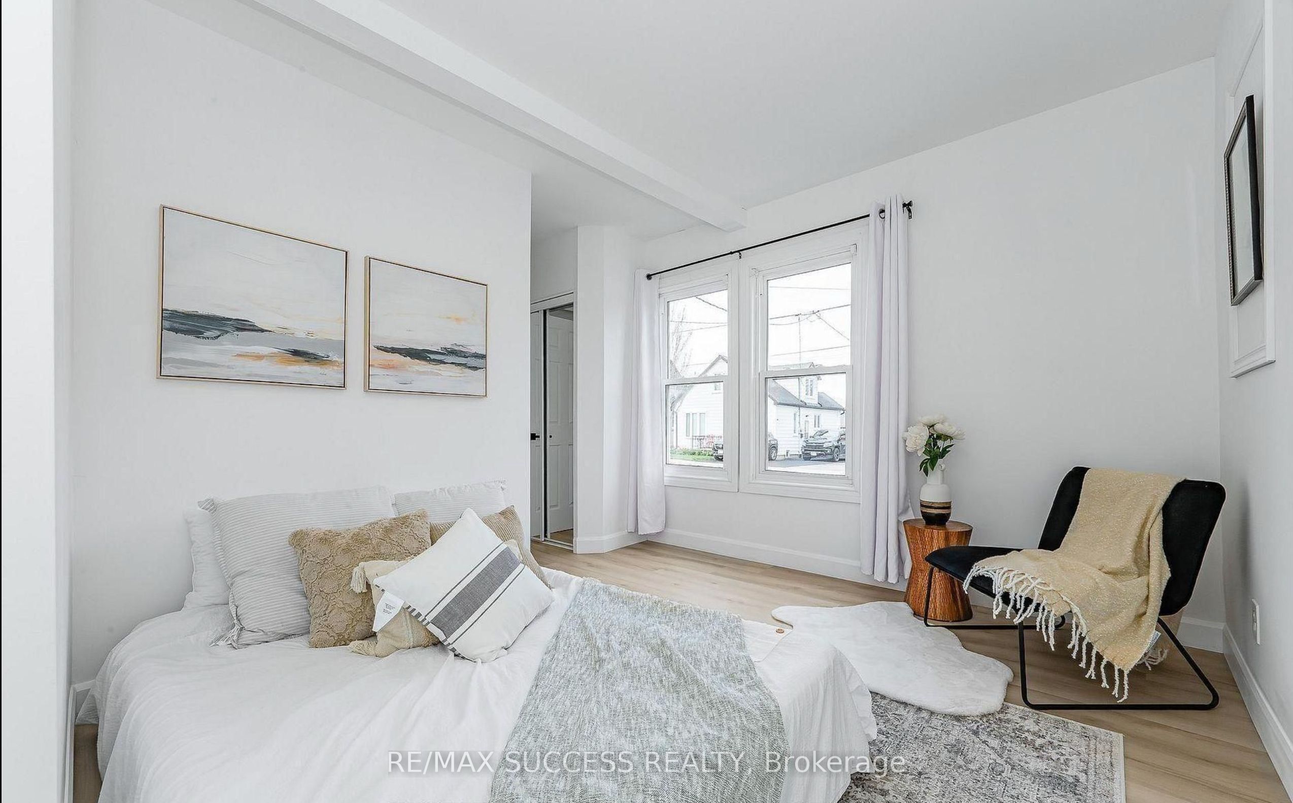 17 Dover Street Property Photo 17