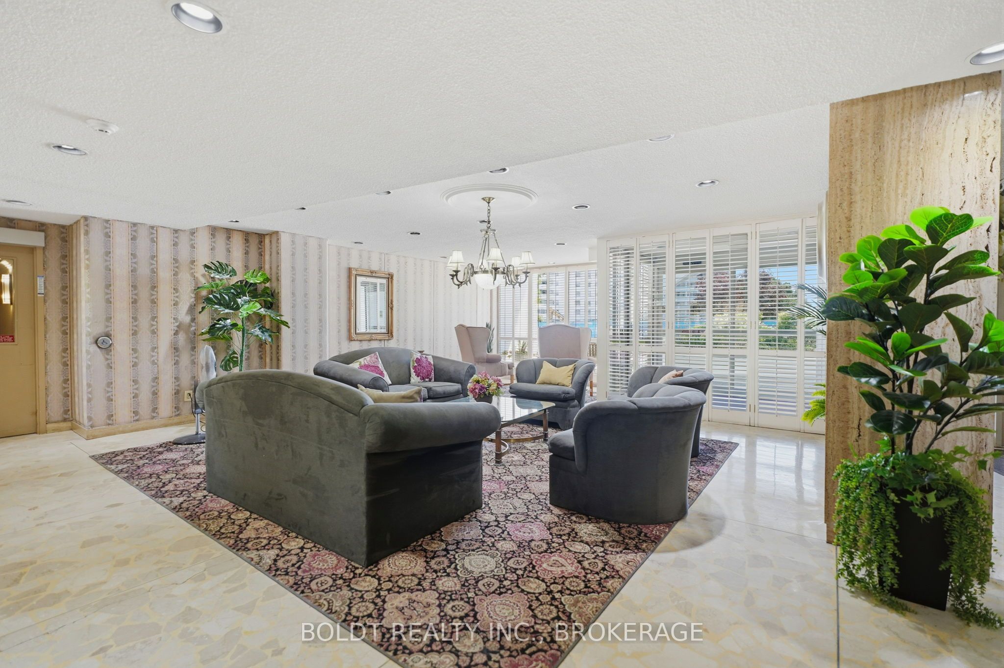 15 Towering Heights Boulevard 504 Property Photo 7