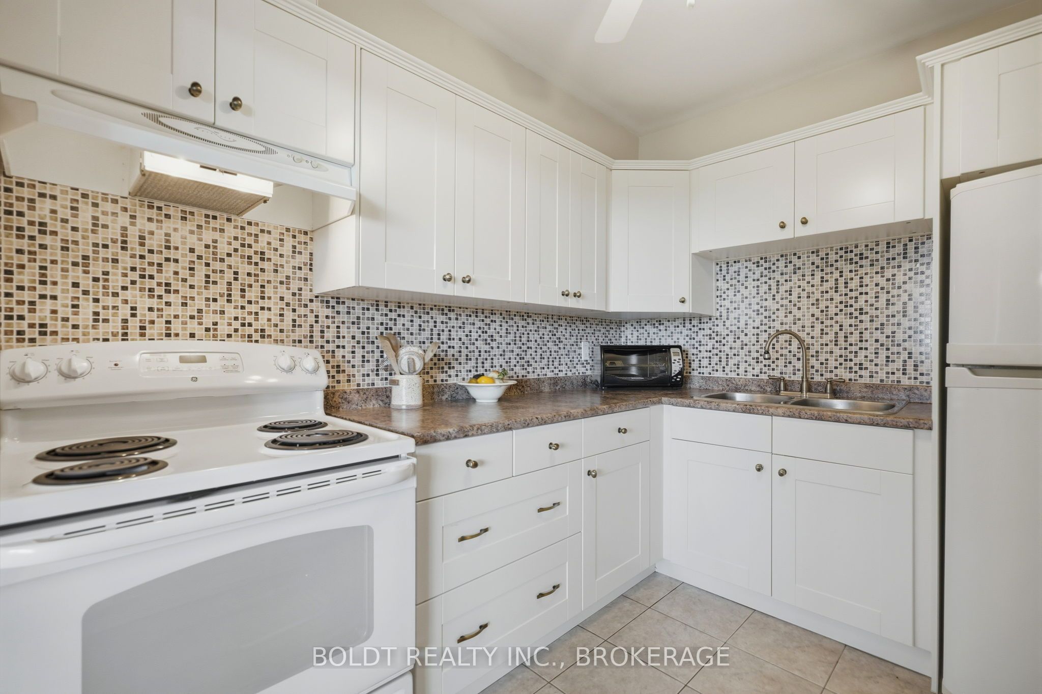 15 Towering Heights Boulevard 504 Property Photo 20