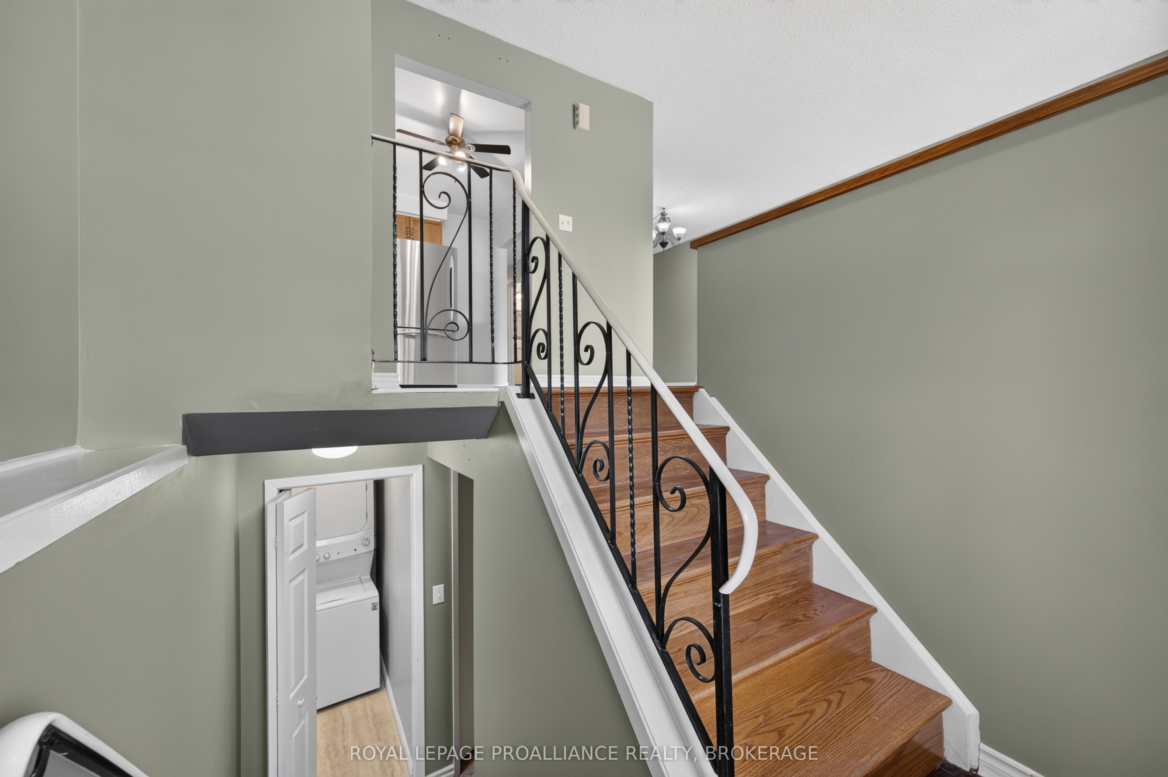 585 Gavin Court Property Photo 4