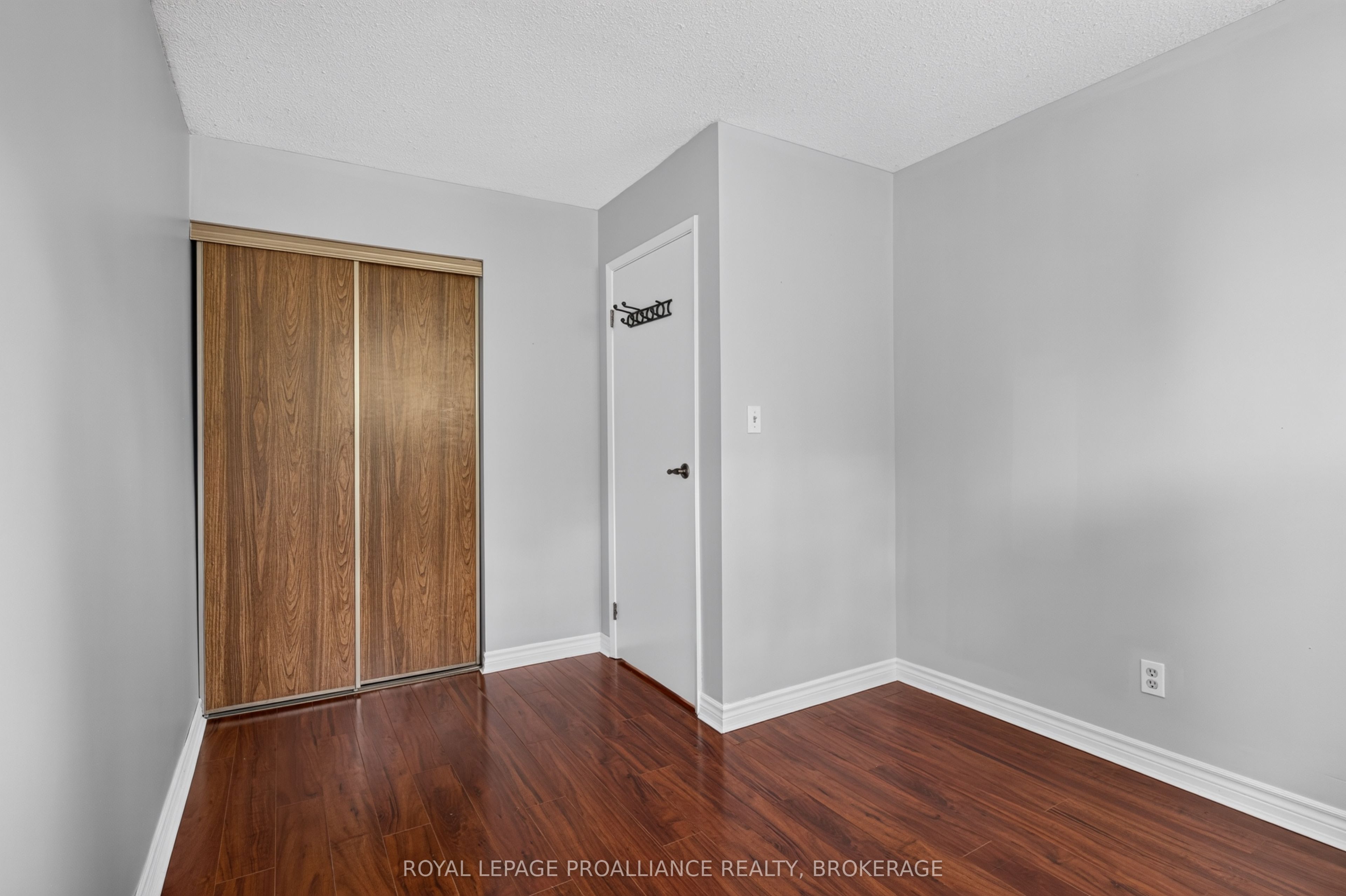 585 Gavin Court Property Photo 14