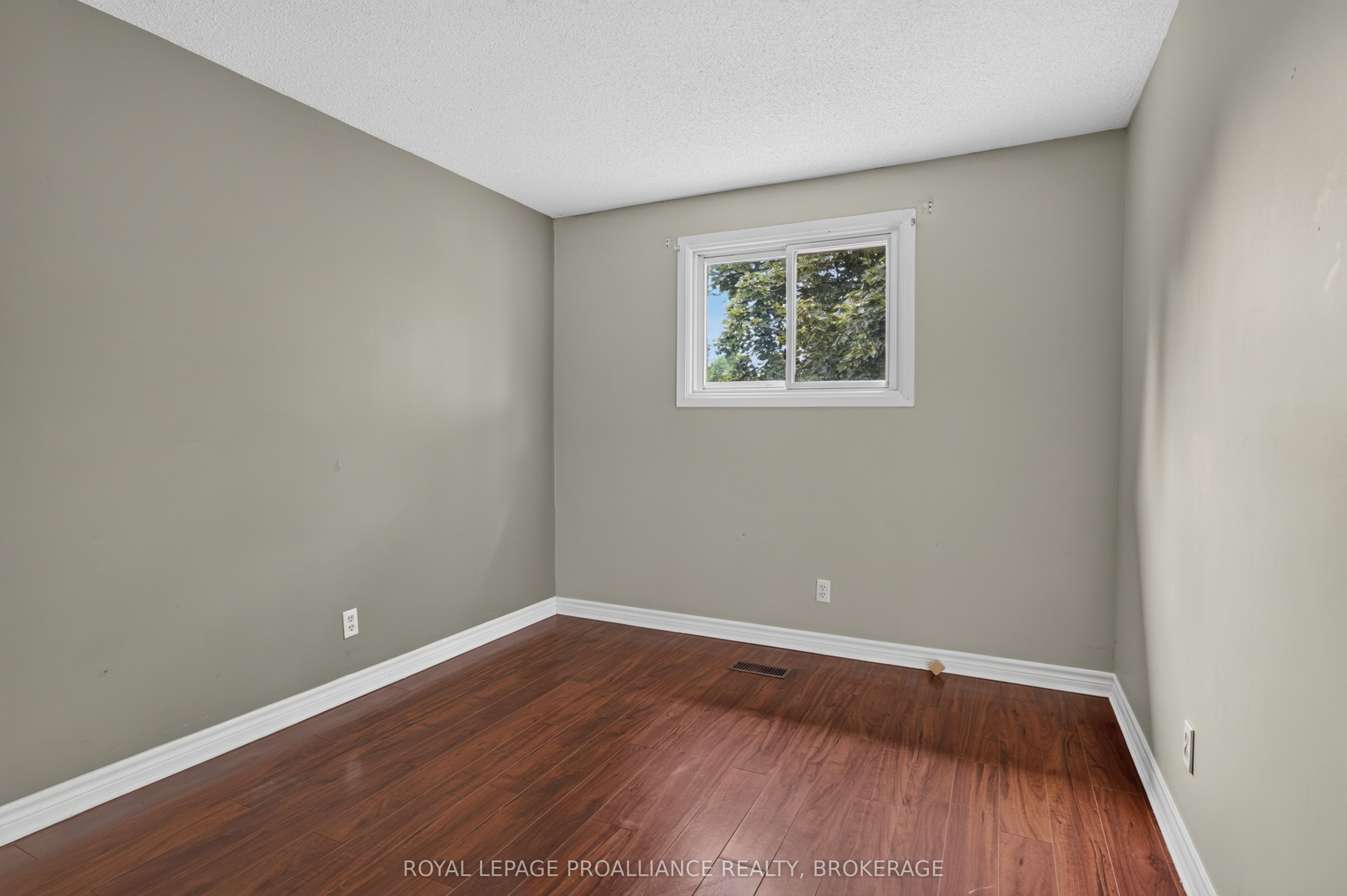 585 Gavin Court Property Photo 20