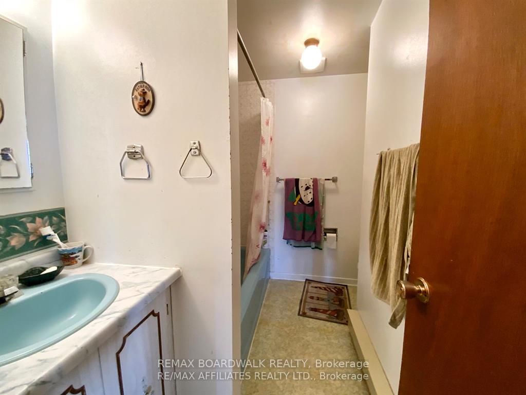 77 Brae Street Property Photo 32