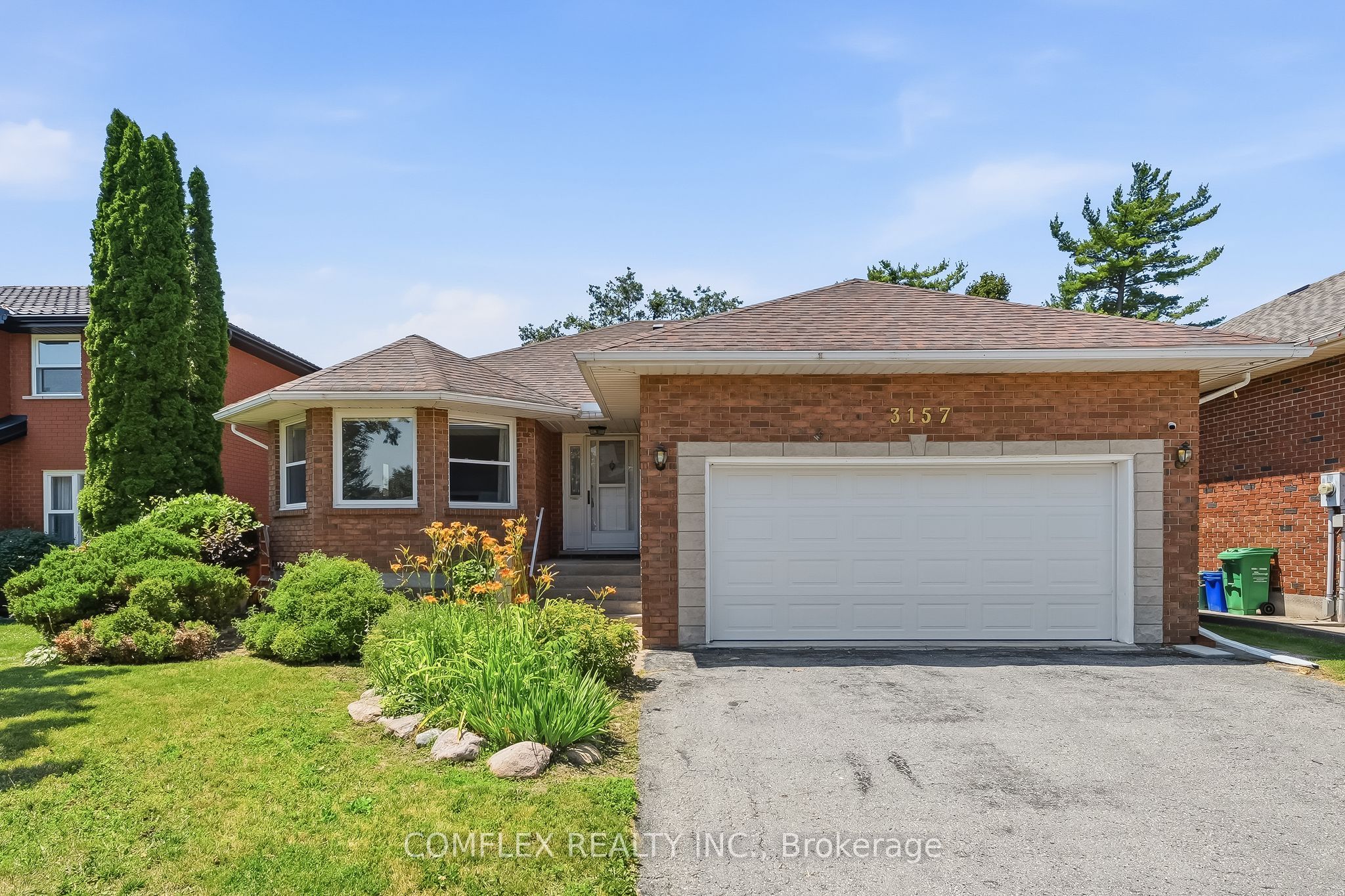 3157 Westridge Boulevard Property Photo 1