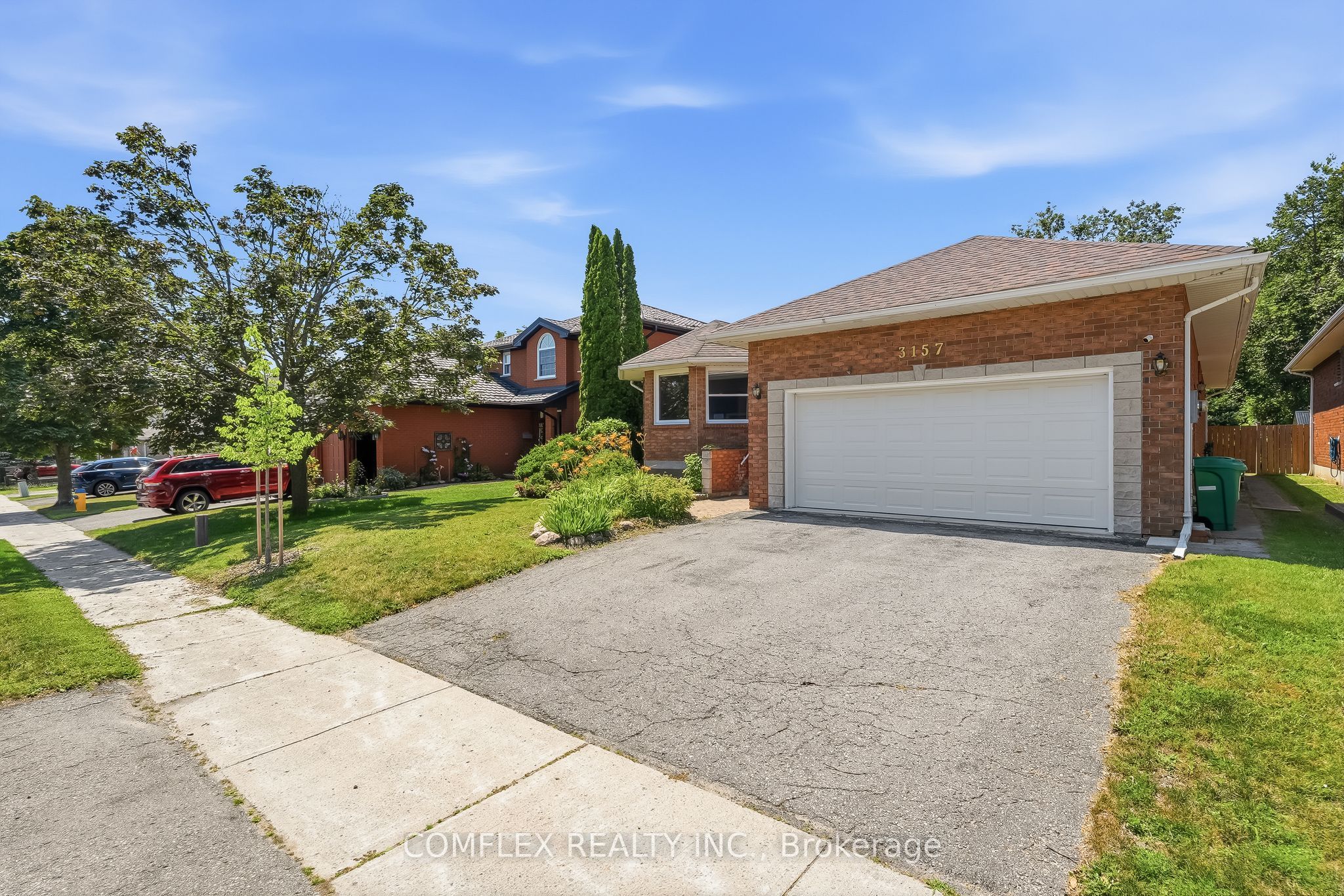 3157 Westridge Boulevard Property Photo 2