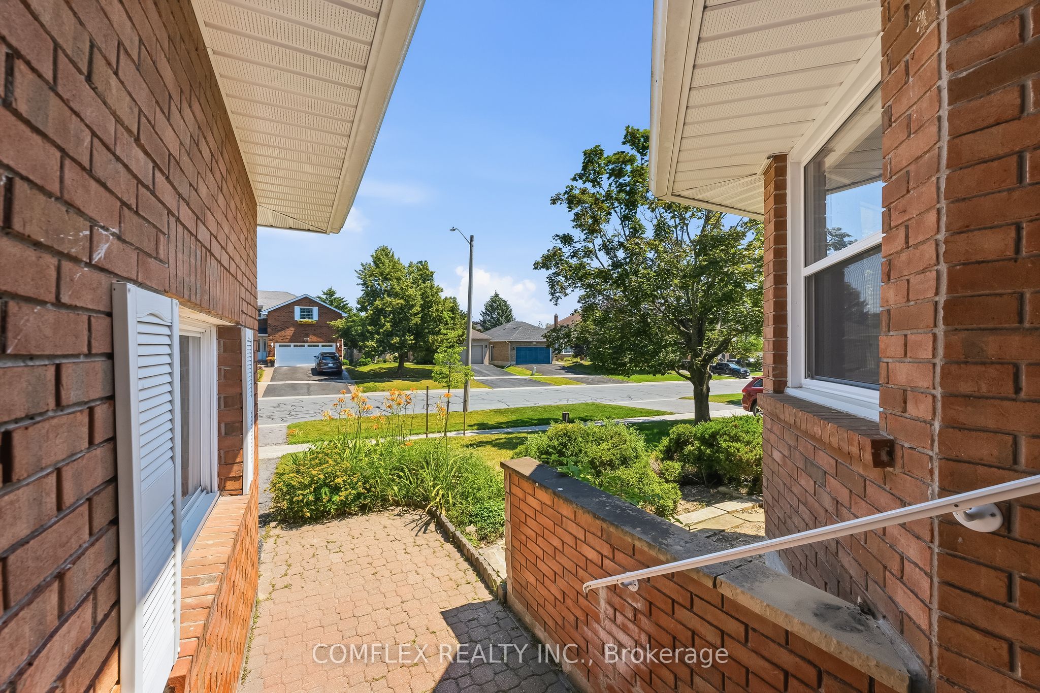 3157 Westridge Boulevard Property Photo 5