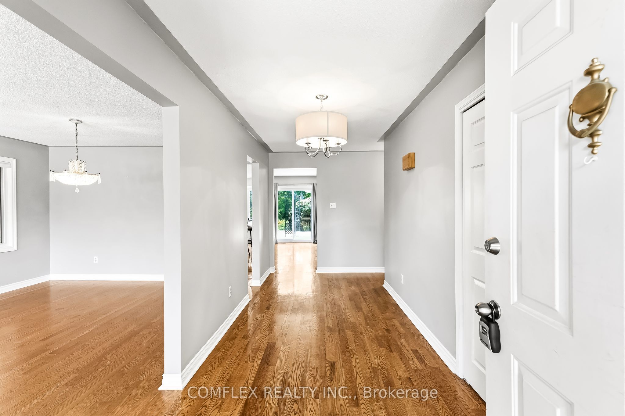 3157 Westridge Boulevard Property Photo 7