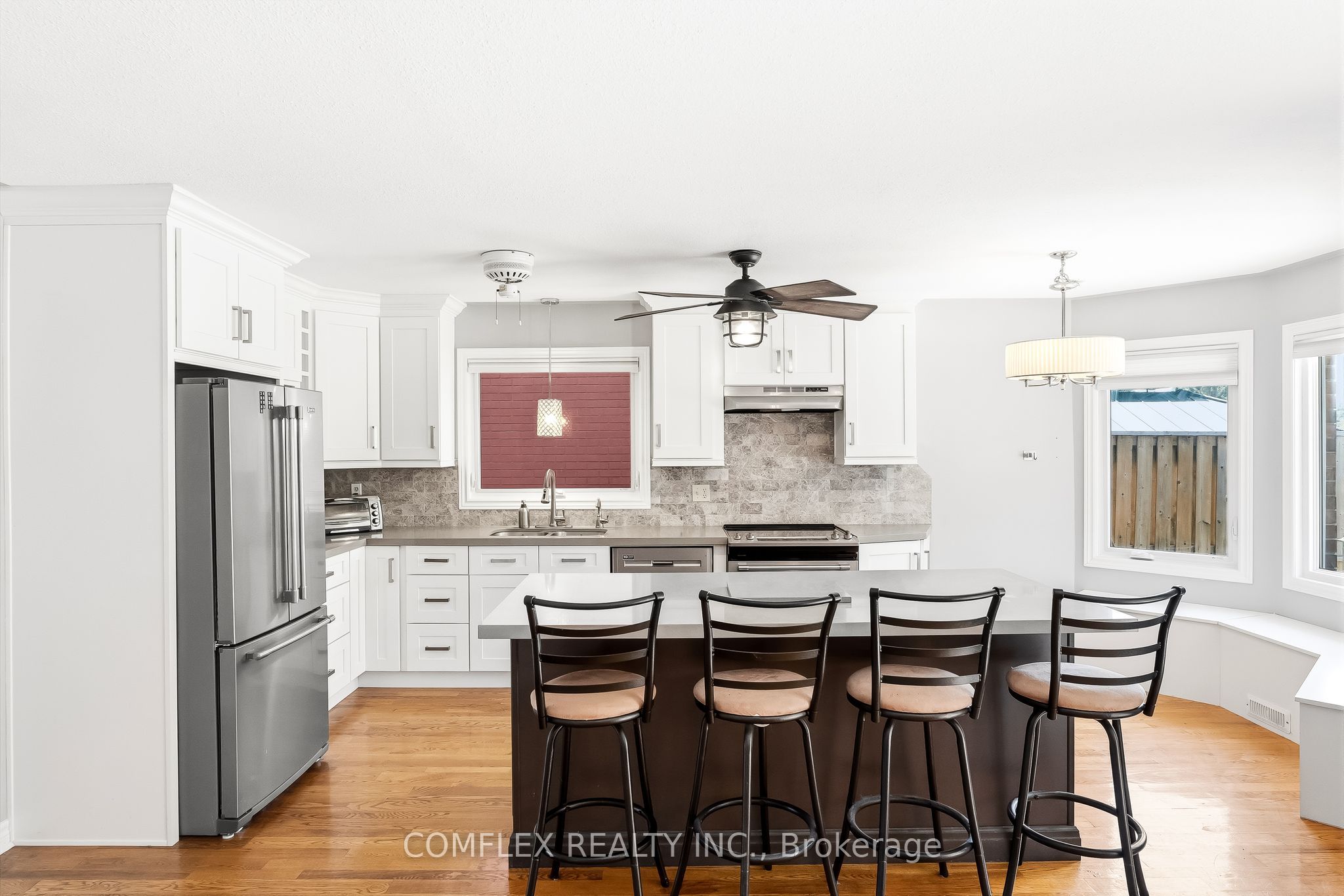 3157 Westridge Boulevard Property Photo 11