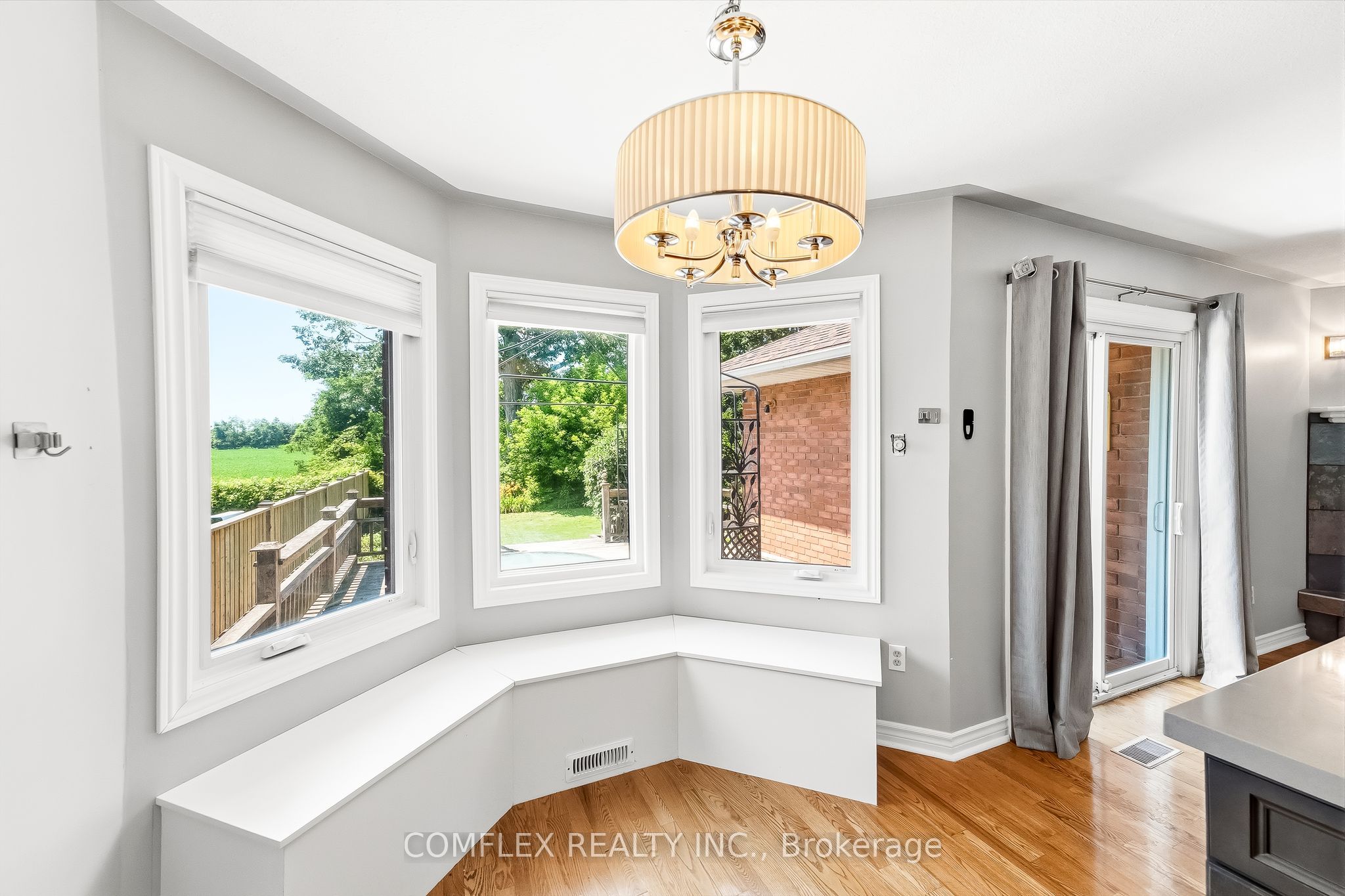 3157 Westridge Boulevard Property Photo 20