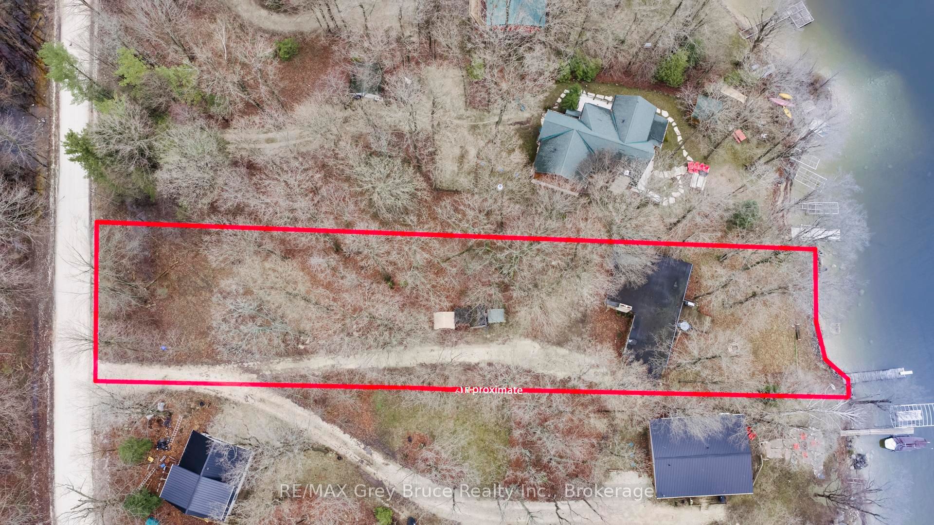 124 Stanley Drive Property Photo 4