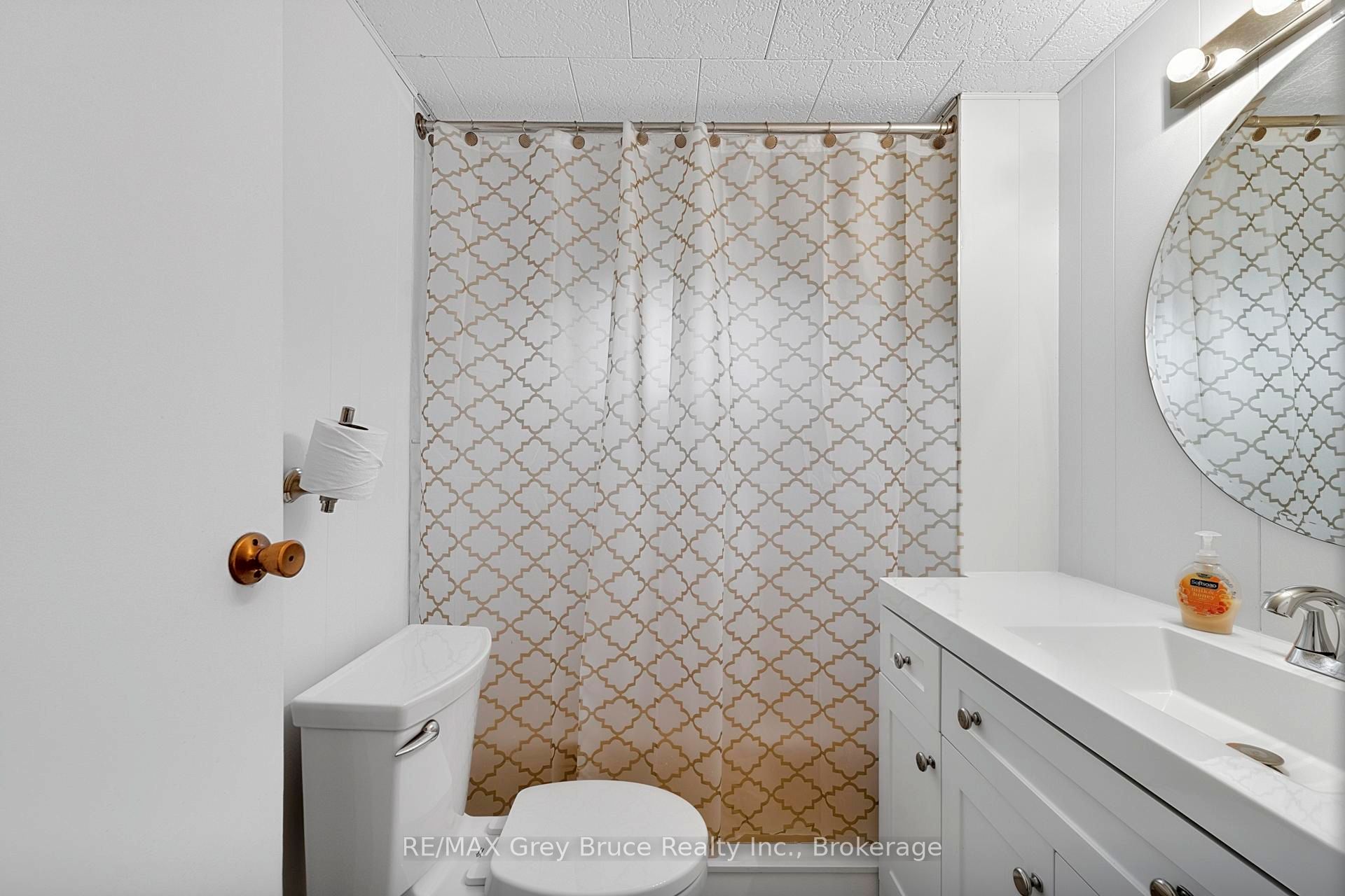 124 Stanley Drive Property Photo 28