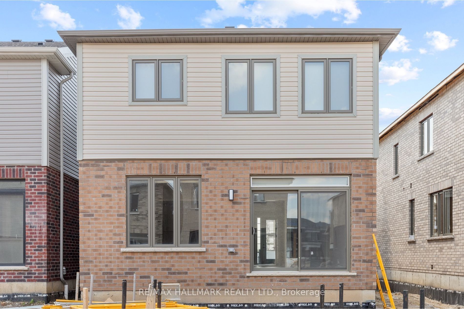 16 Crossmore Crescent Property Photo 22