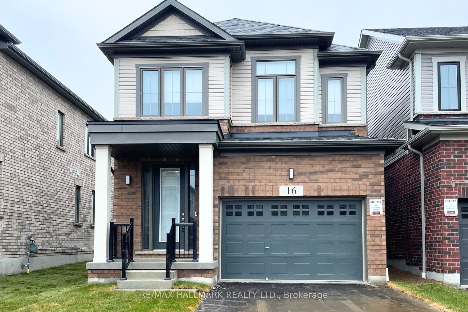16 Crossmore Crescent Property Photo 1
