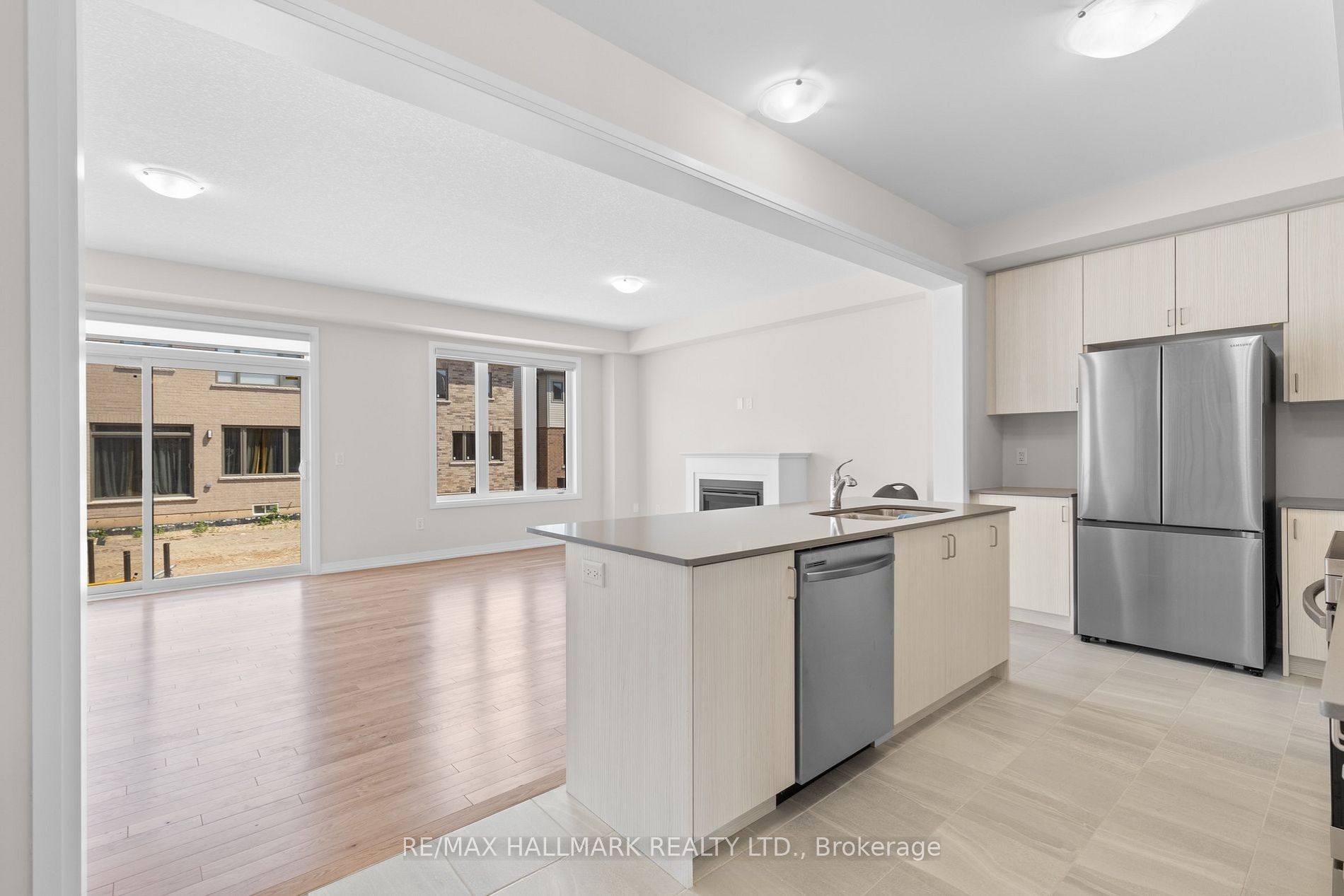 16 Crossmore Crescent Property Photo 11