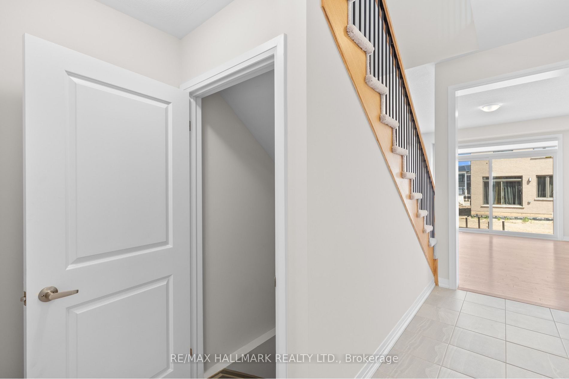 16 Crossmore Crescent Property Photo 21
