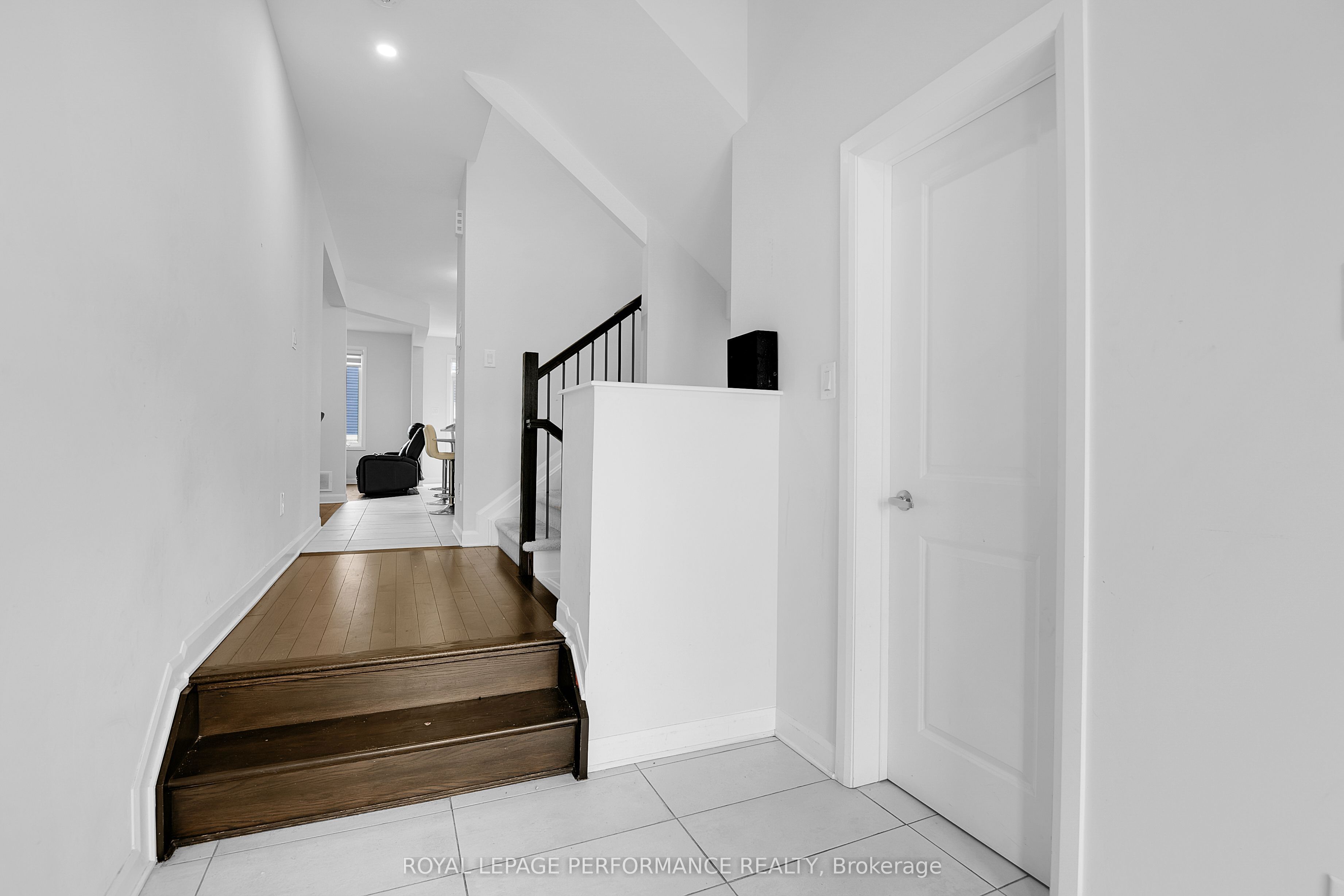 631 Idyllic Terrace Property Photo 4