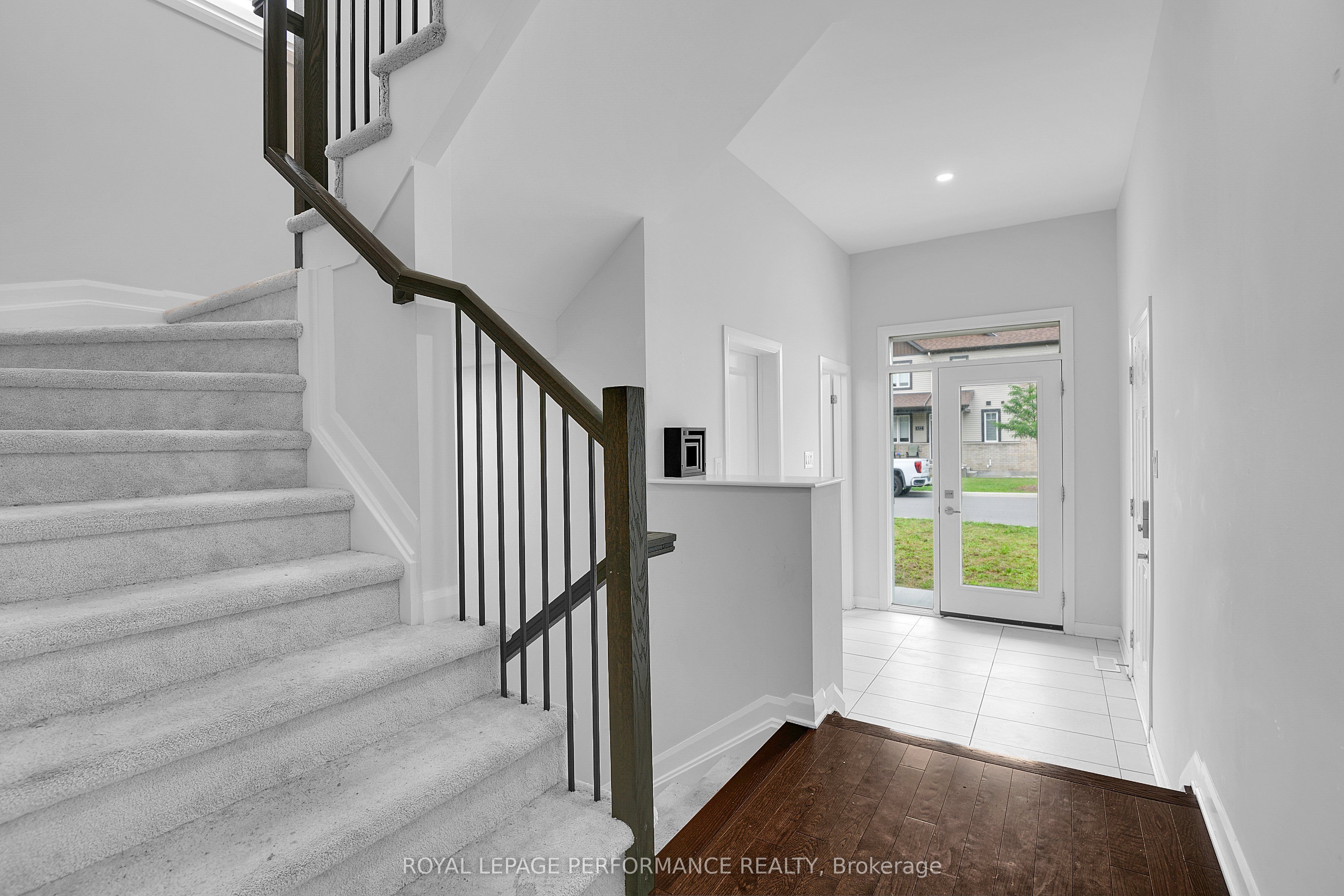 631 Idyllic Terrace Property Photo 5