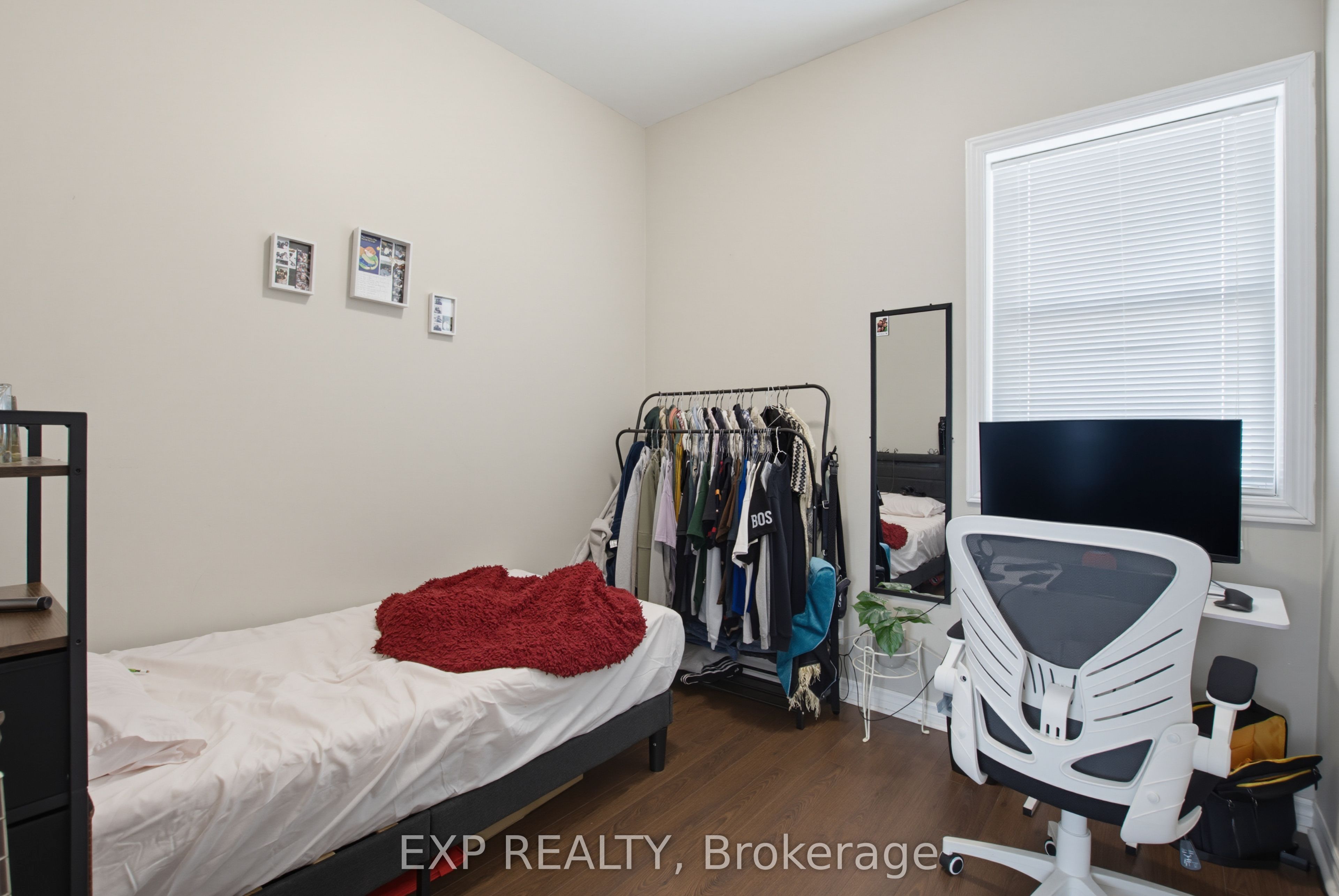 121 Mount Pleasant Avenue Property Photo 10