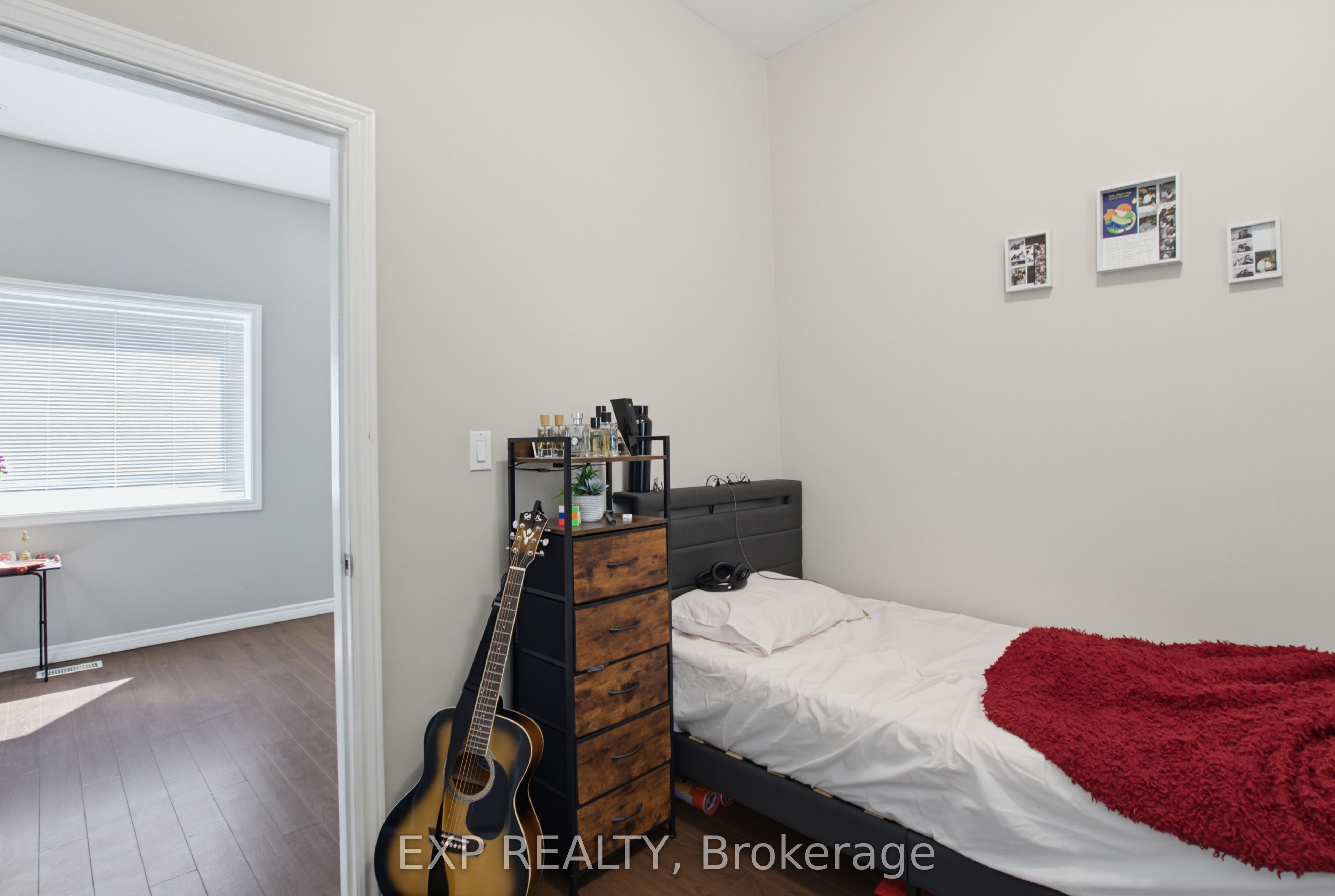 121 Mount Pleasant Avenue Property Photo 11