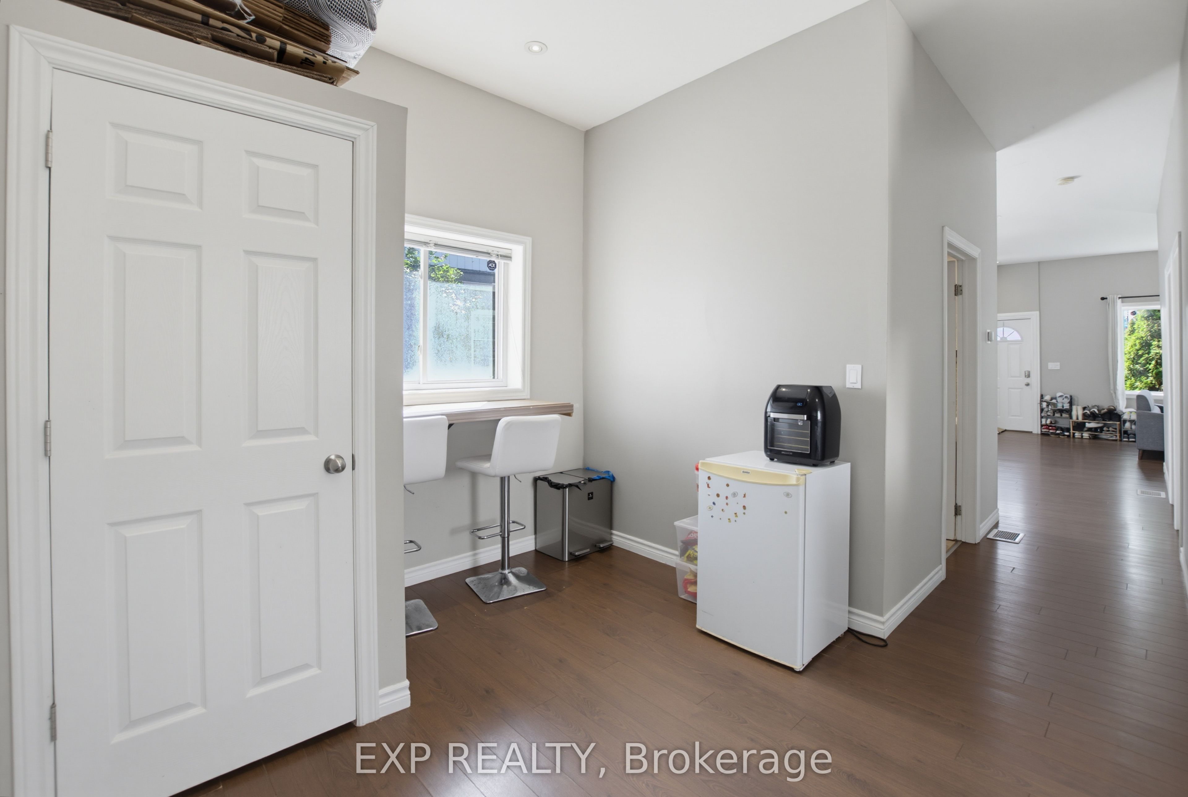 121 Mount Pleasant Avenue Property Photo 18