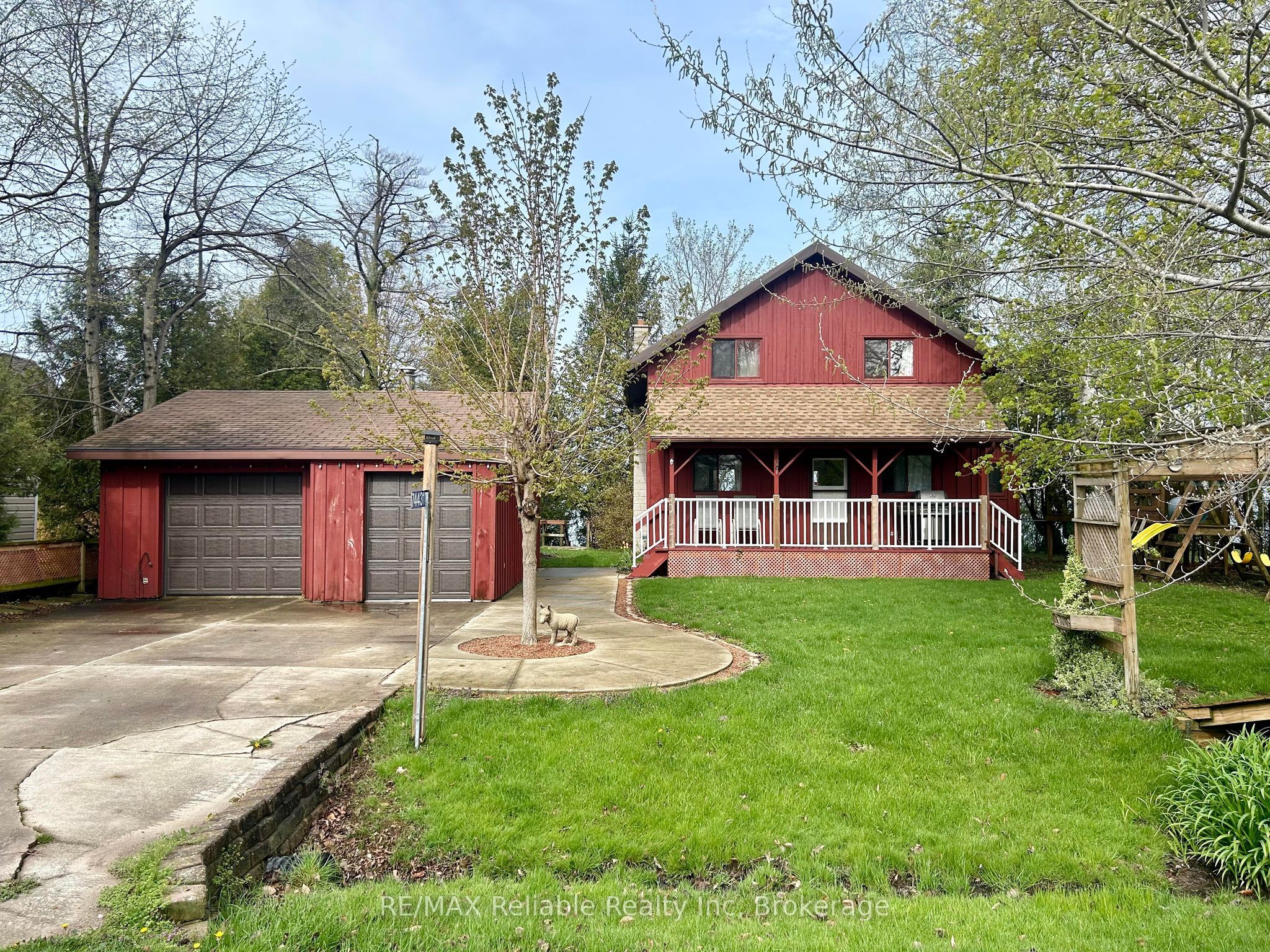 74431 Woodland Drive Property Photo 1