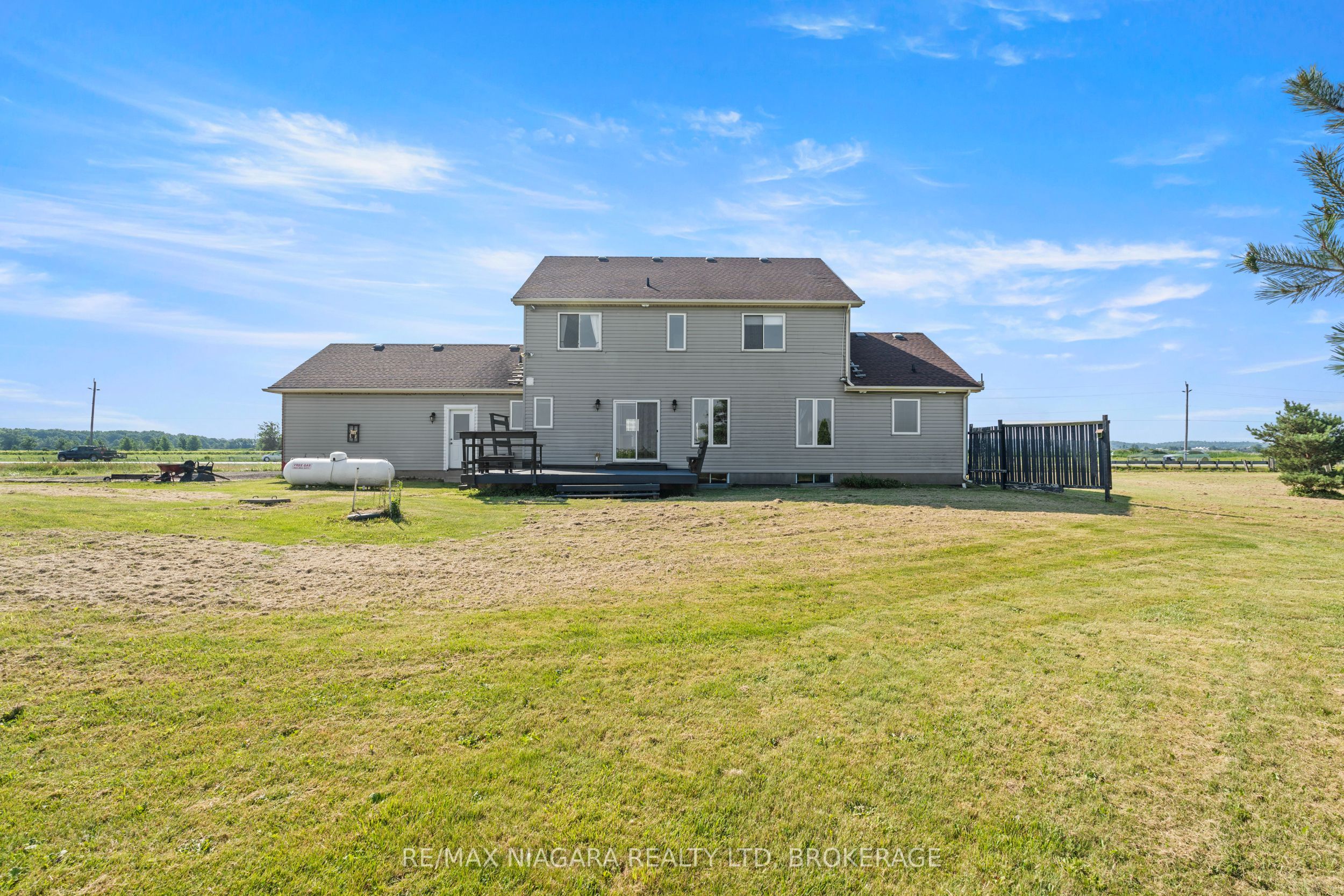 374 Niagara Stone Road Property Photo 33
